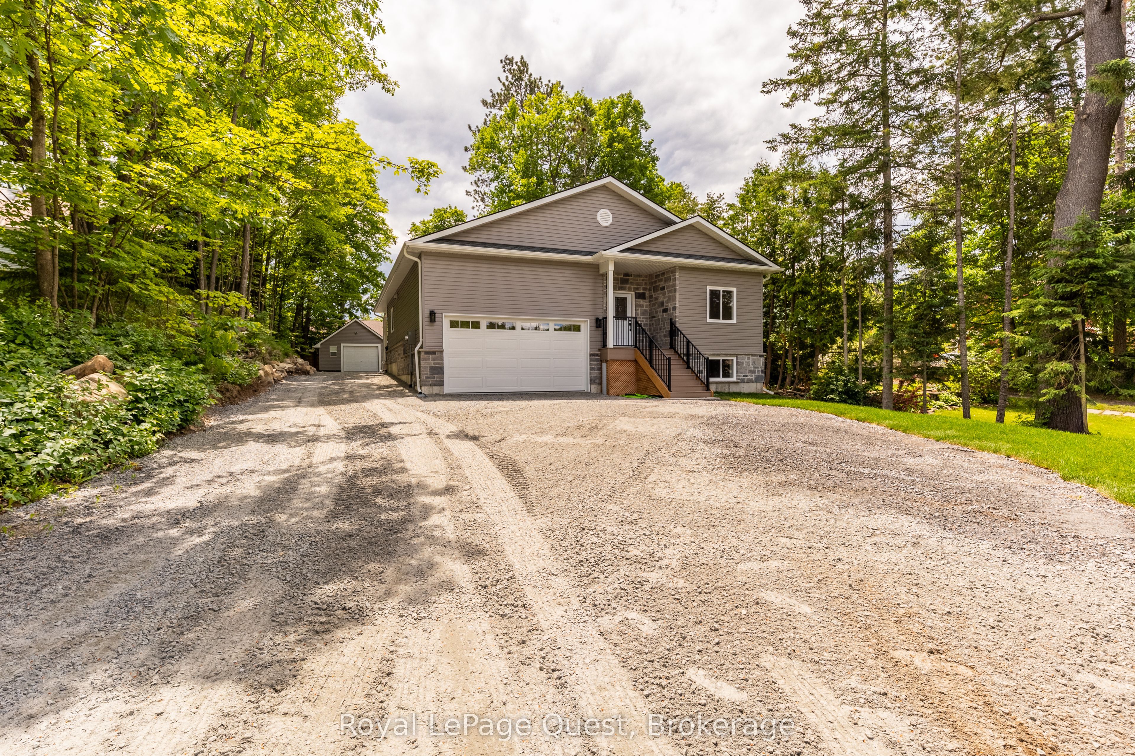 57 West Road W, Huntsville, ON P1H 1L4 photo 5