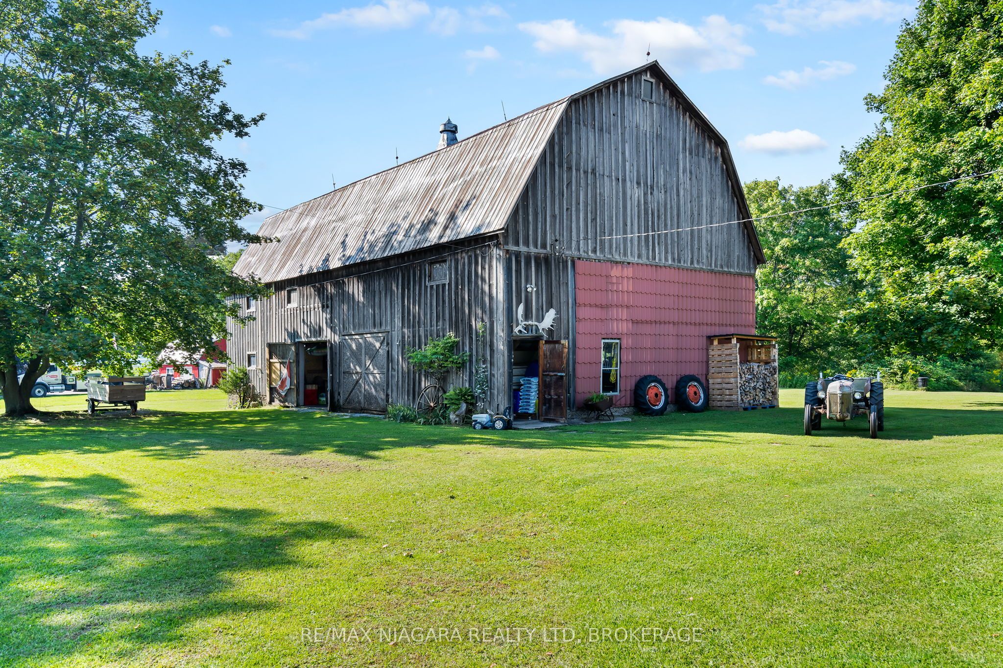 11562 Lakeshore Road, Wainfleet, ON L3K 5V4 photo 3
