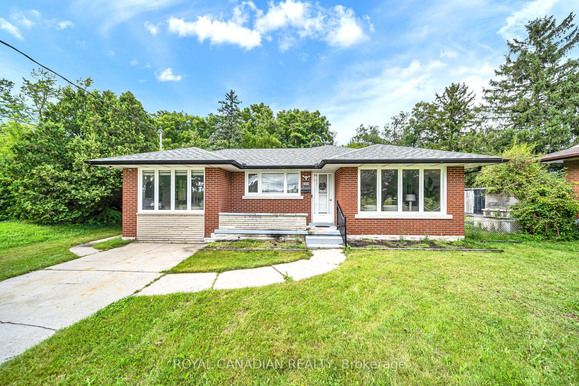 284 Cedar Crescent, Cambridge, ON N1S 1X1