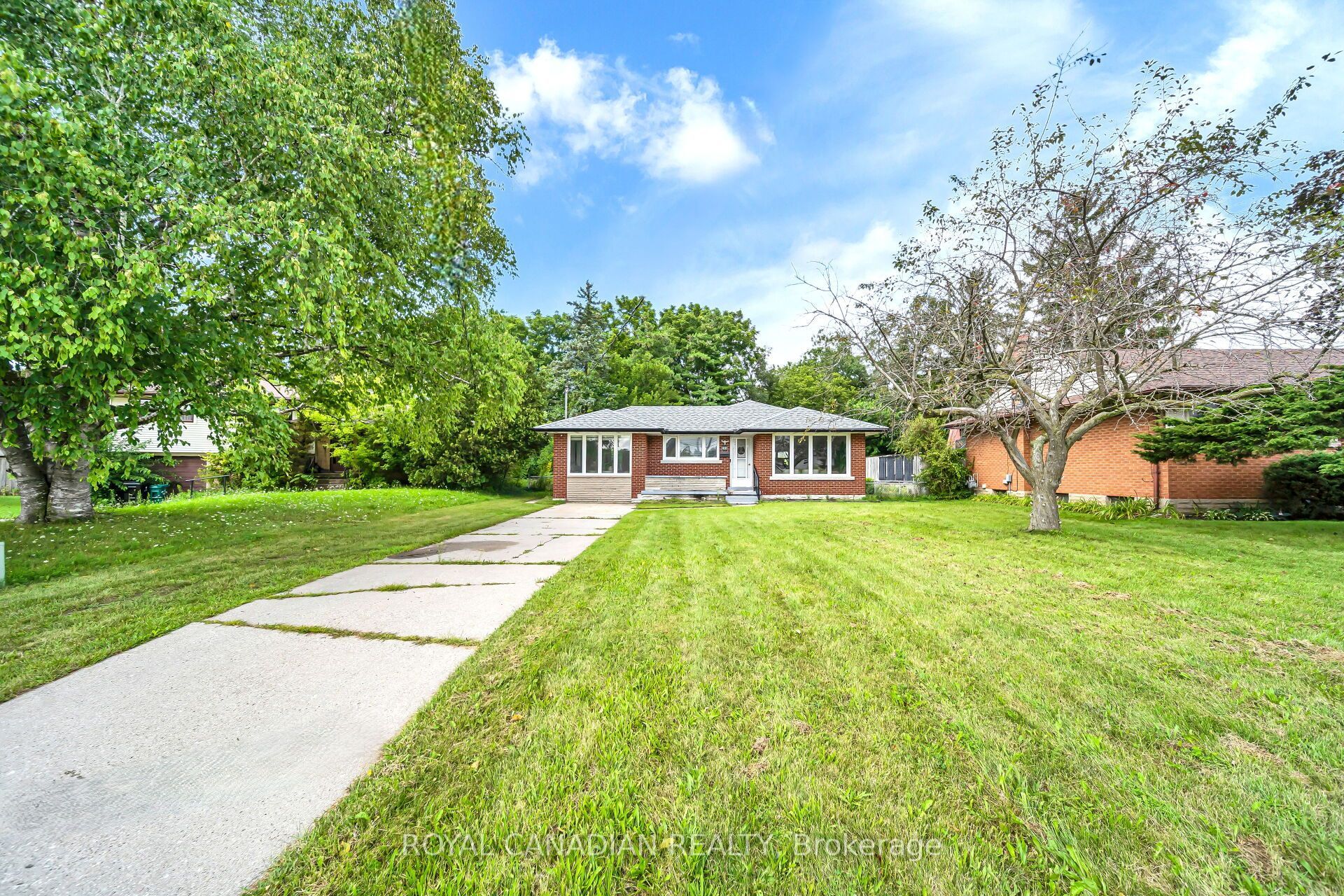 284 Cedar Crescent, Cambridge, ON N1S 1X1 photo 4