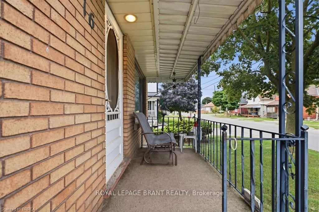 16 Mintern Avenue, Brantford, ON N3S 1K6 photo 5