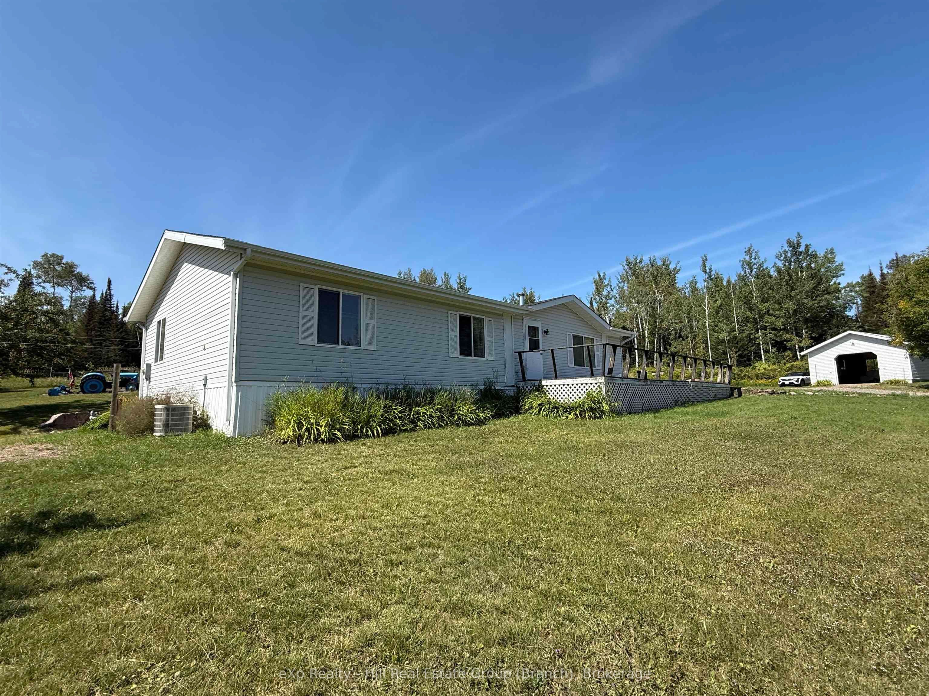 7 Kari Court, Thunder Bay Remote Area, ON P7G 0G4 photo 2