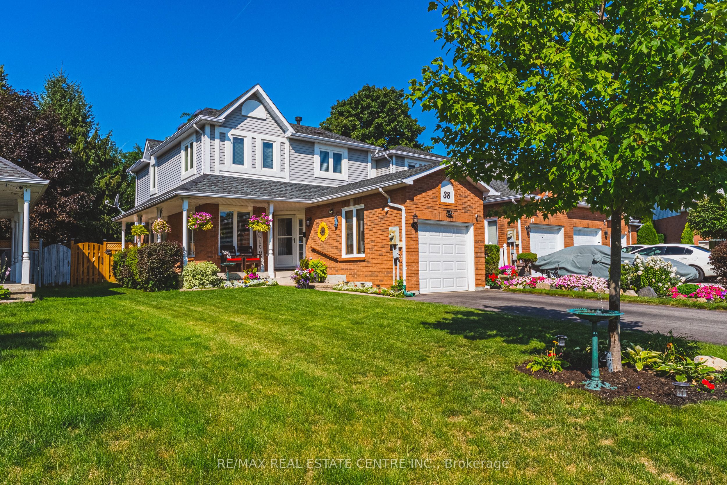 38 Fairgreen Close, Cambridge, ON N1T 1T6 photo 3
