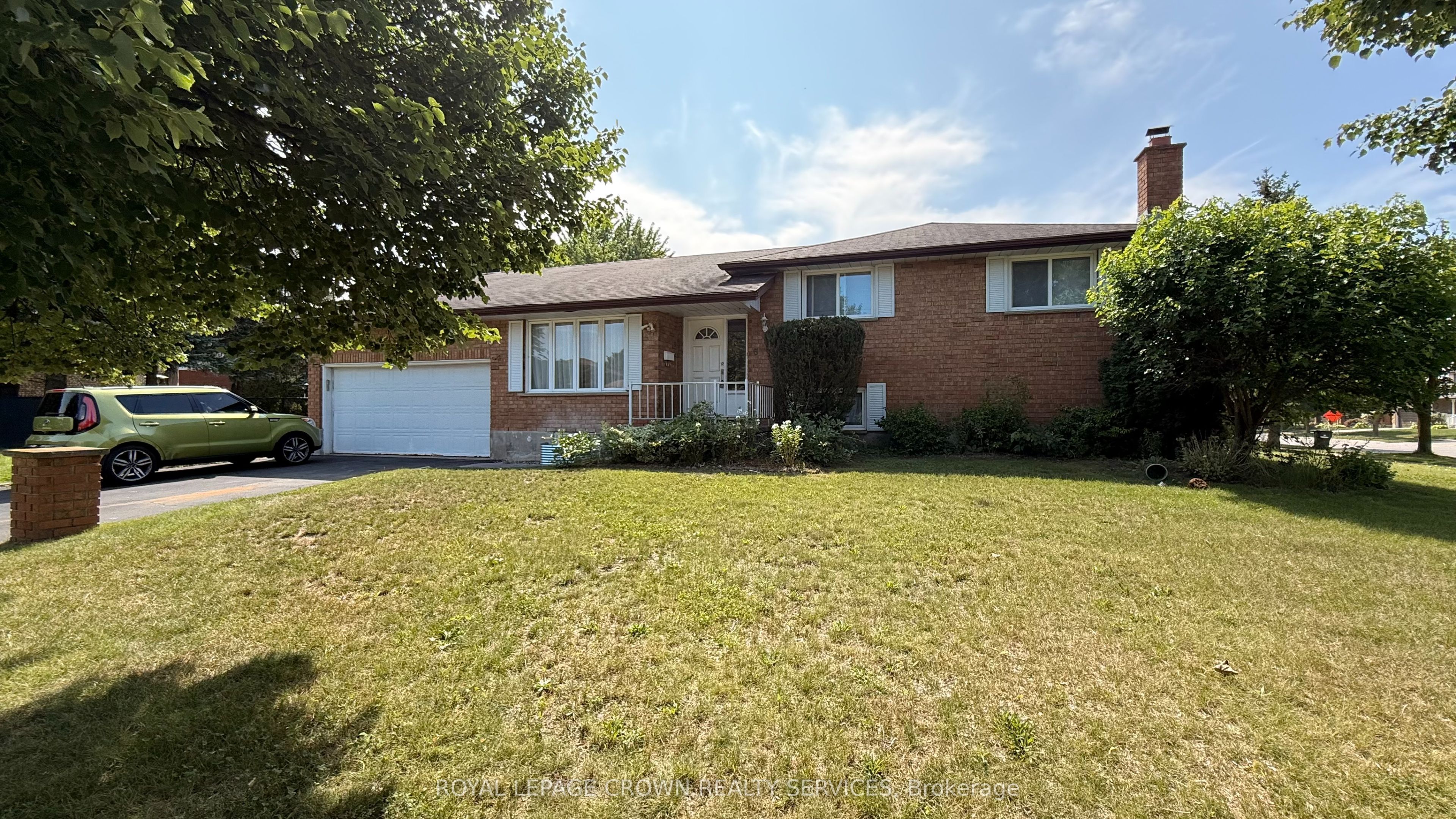 3 Burnt Ember Court Lower, Kitchener, ON N2A 3S1