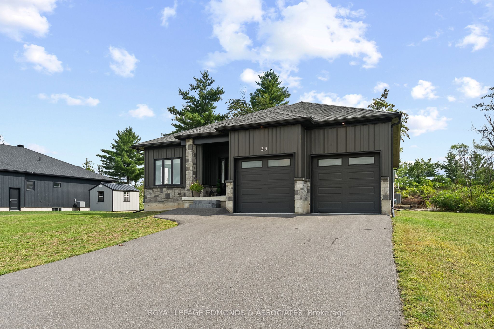 39 Morrison Drive, Whitewater Region, ON K0J 1K0 photo 5