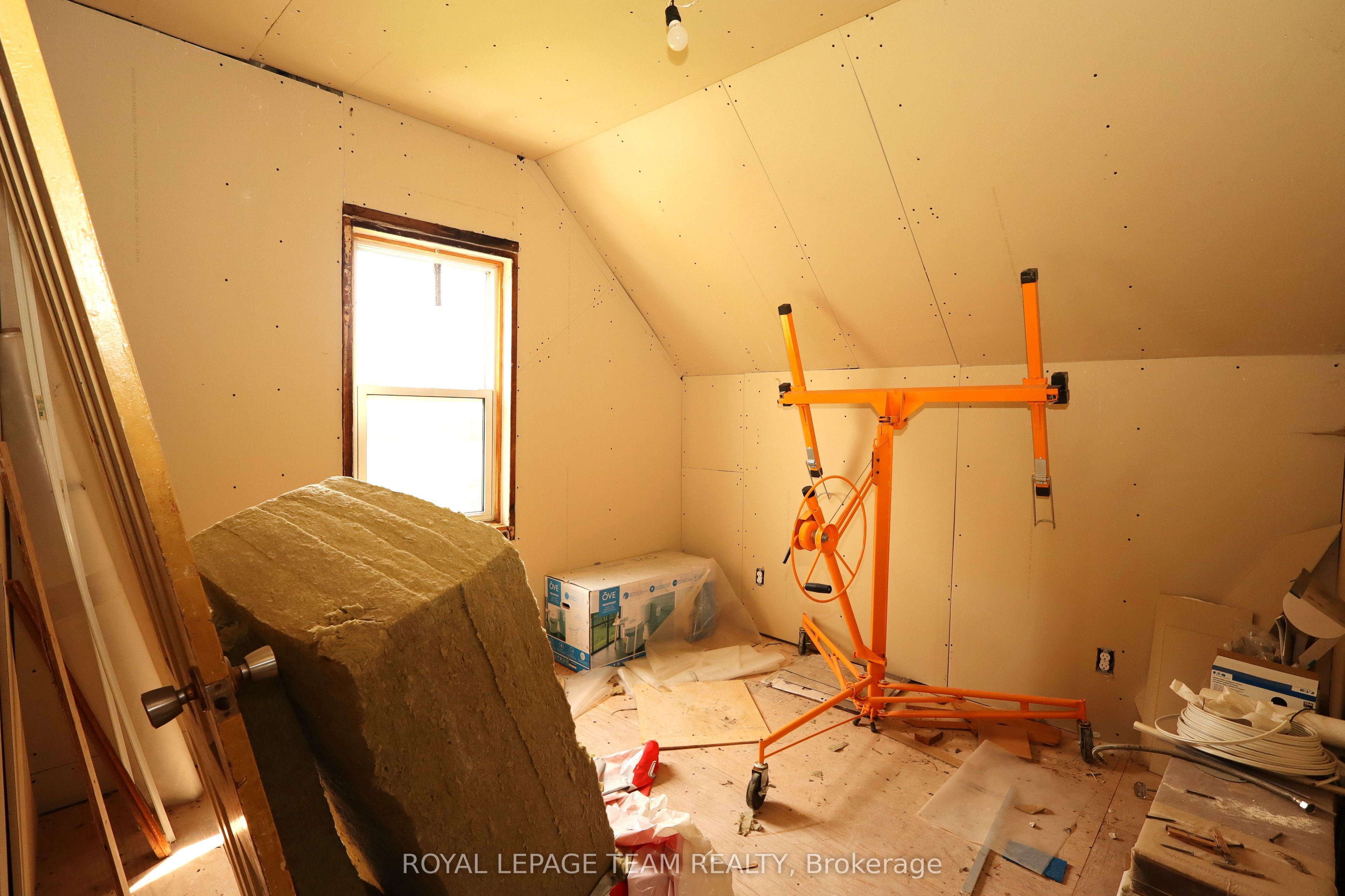 11200 Bailey Road, North Dundas, ON K0C 2K0 photo 4