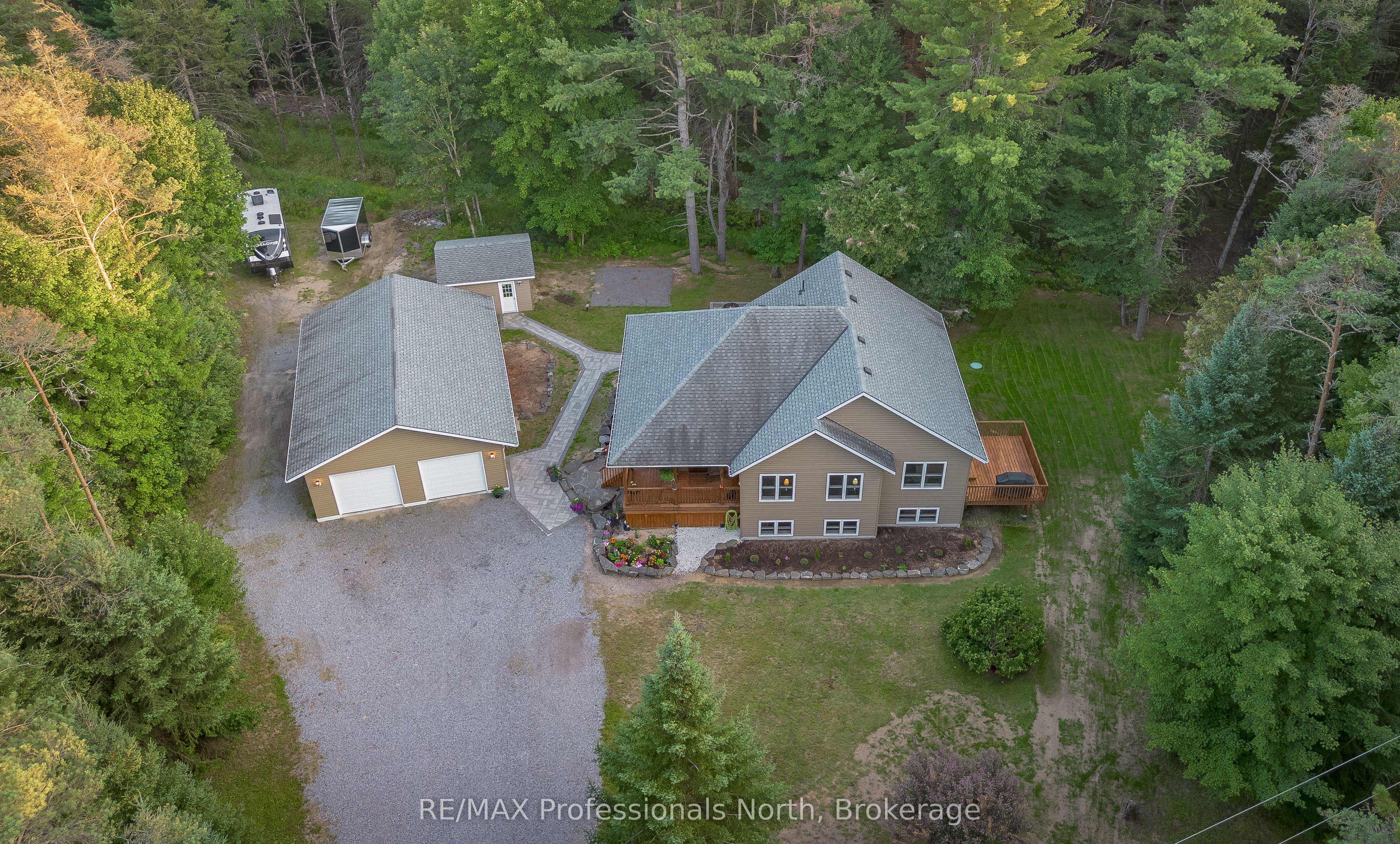 419 South Mary Lake Road, Huntsville, ON P0B 1L0 photo 4