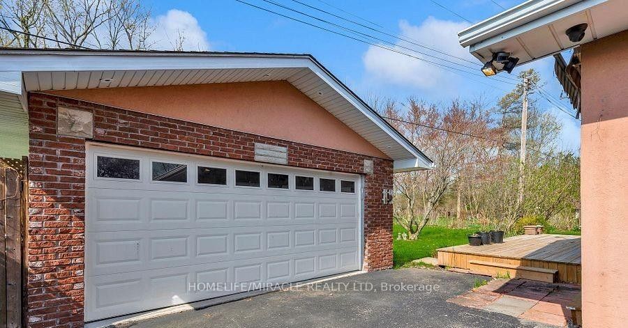 3035 Niagara Parkway, Fort Erie, ON L2A 5M4 photo 3