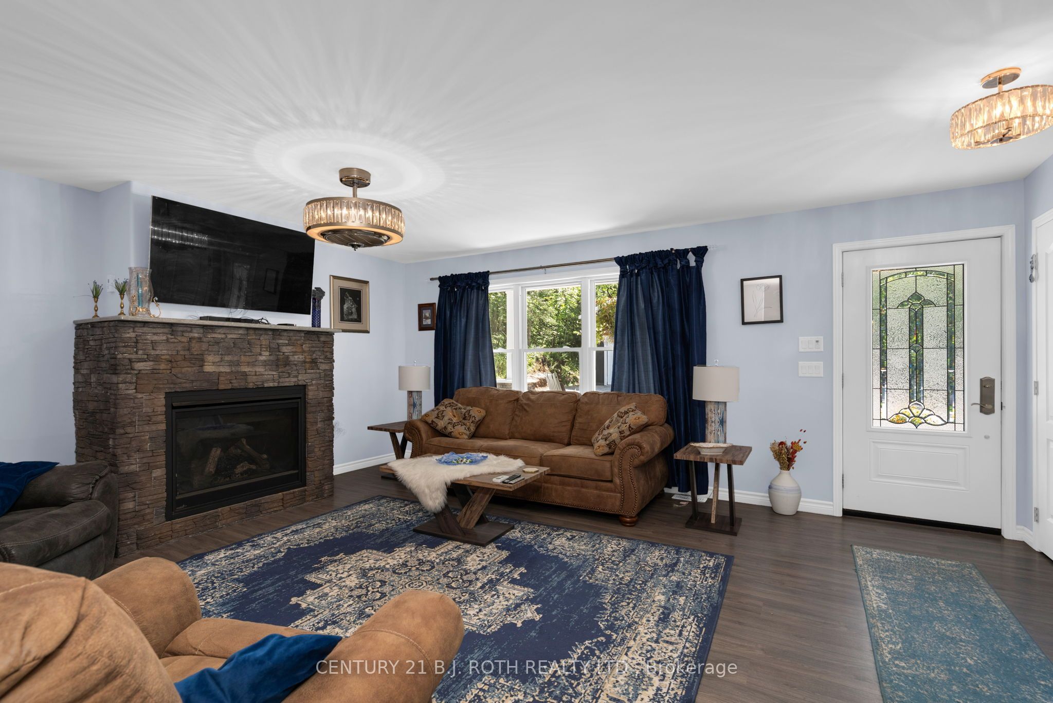 233 Northern Avenue, Trent Lakes, ON K0M 1A0 photo 4