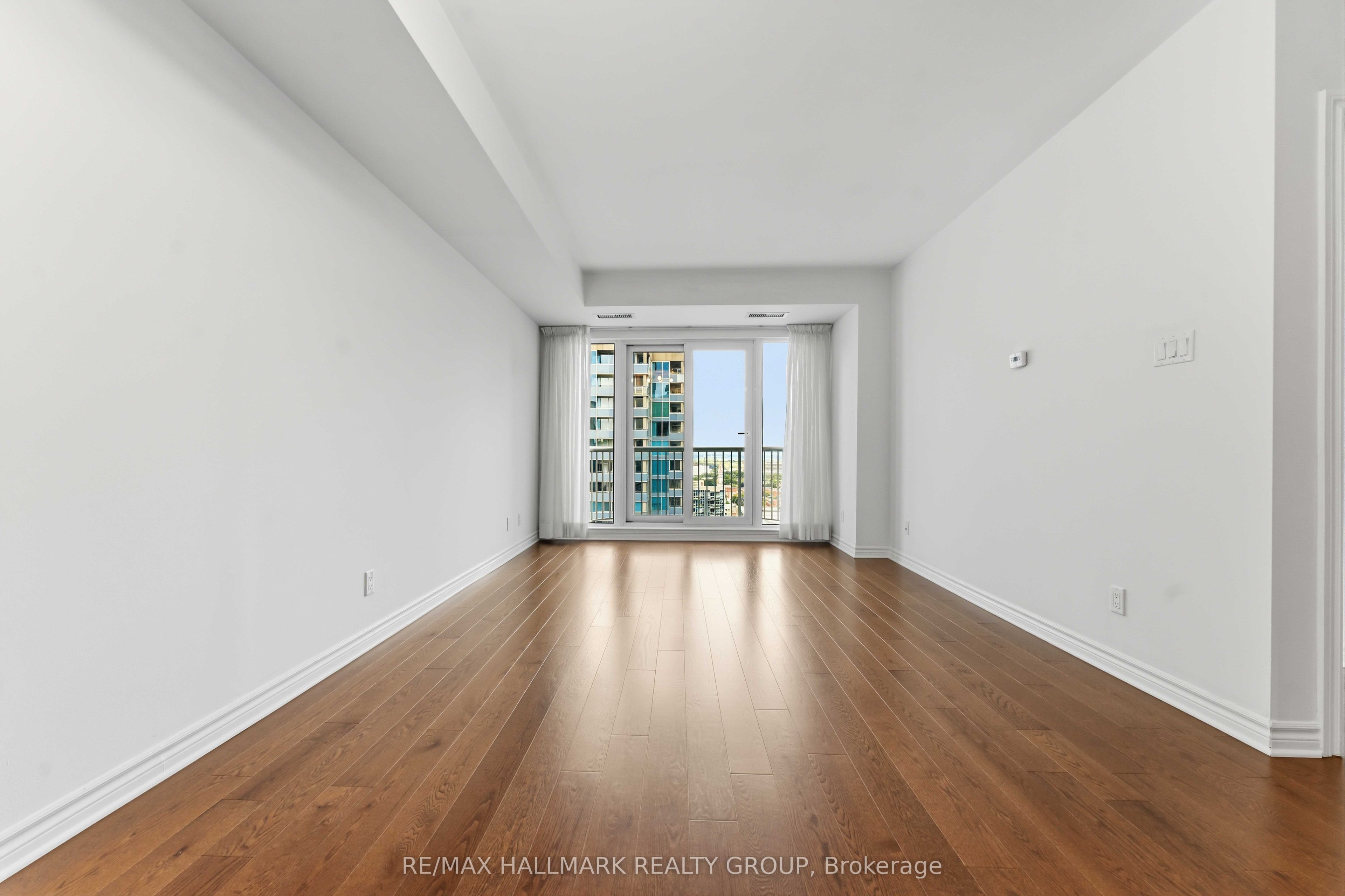 234 Rideau Street 1902, Lower Town - Sandy Hill, ON K1N 0A9 photo 5
