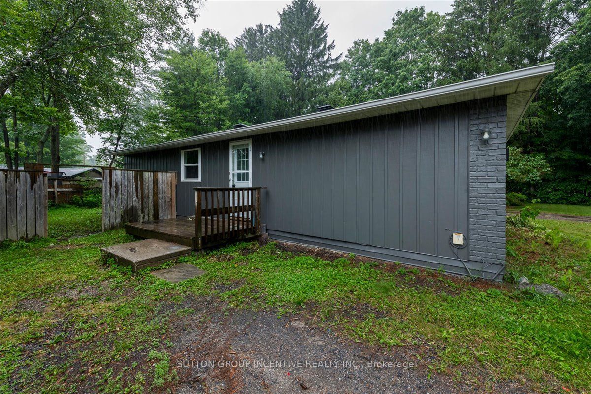 159 Toronto Street, Bracebridge, ON P1L 1J4 photo 3