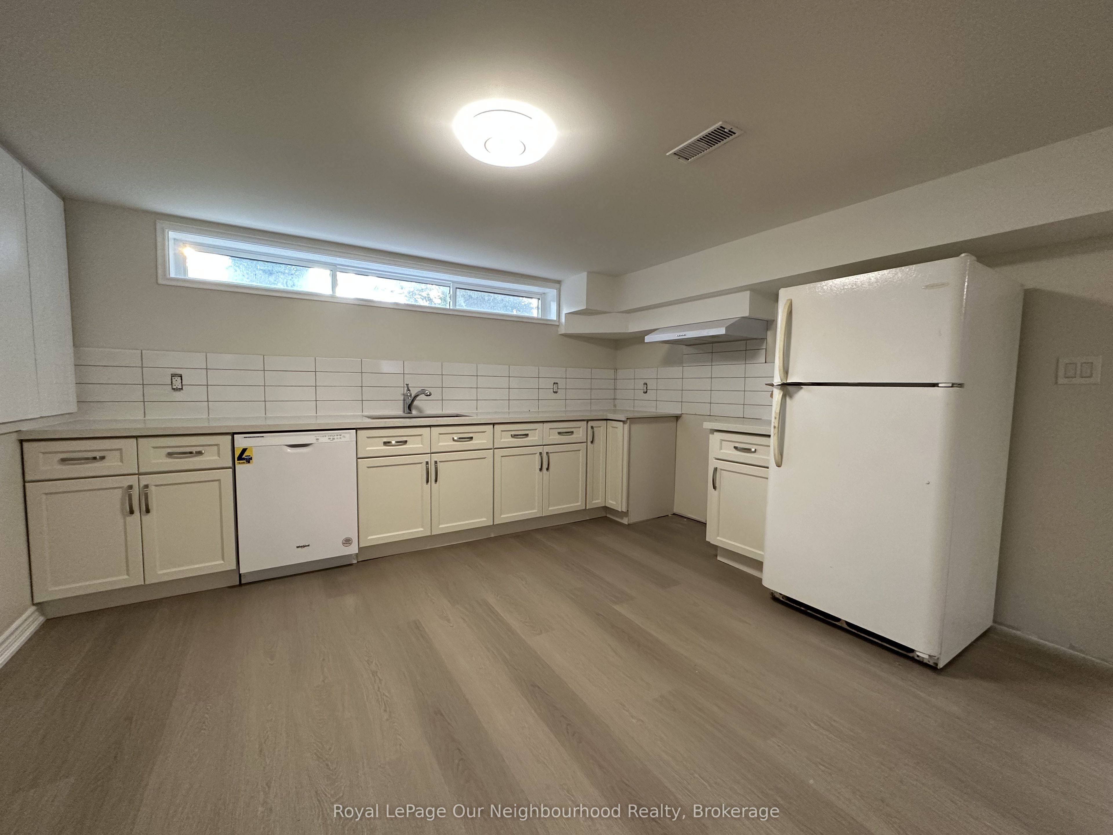 122 Sanderling Crescent Bsmt, Kawartha Lakes, ON K9V 4V2