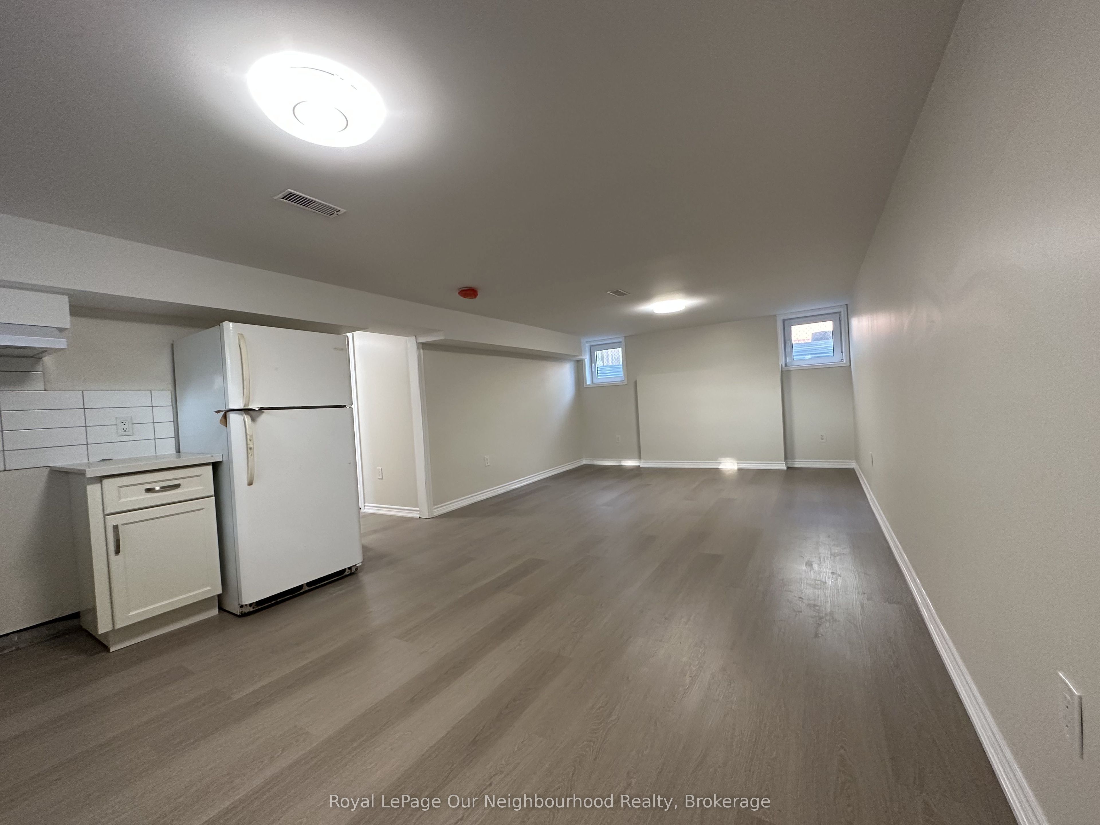 122 Sanderling Crescent Bsmt, Kawartha Lakes, ON K9V 4V2 photo 5