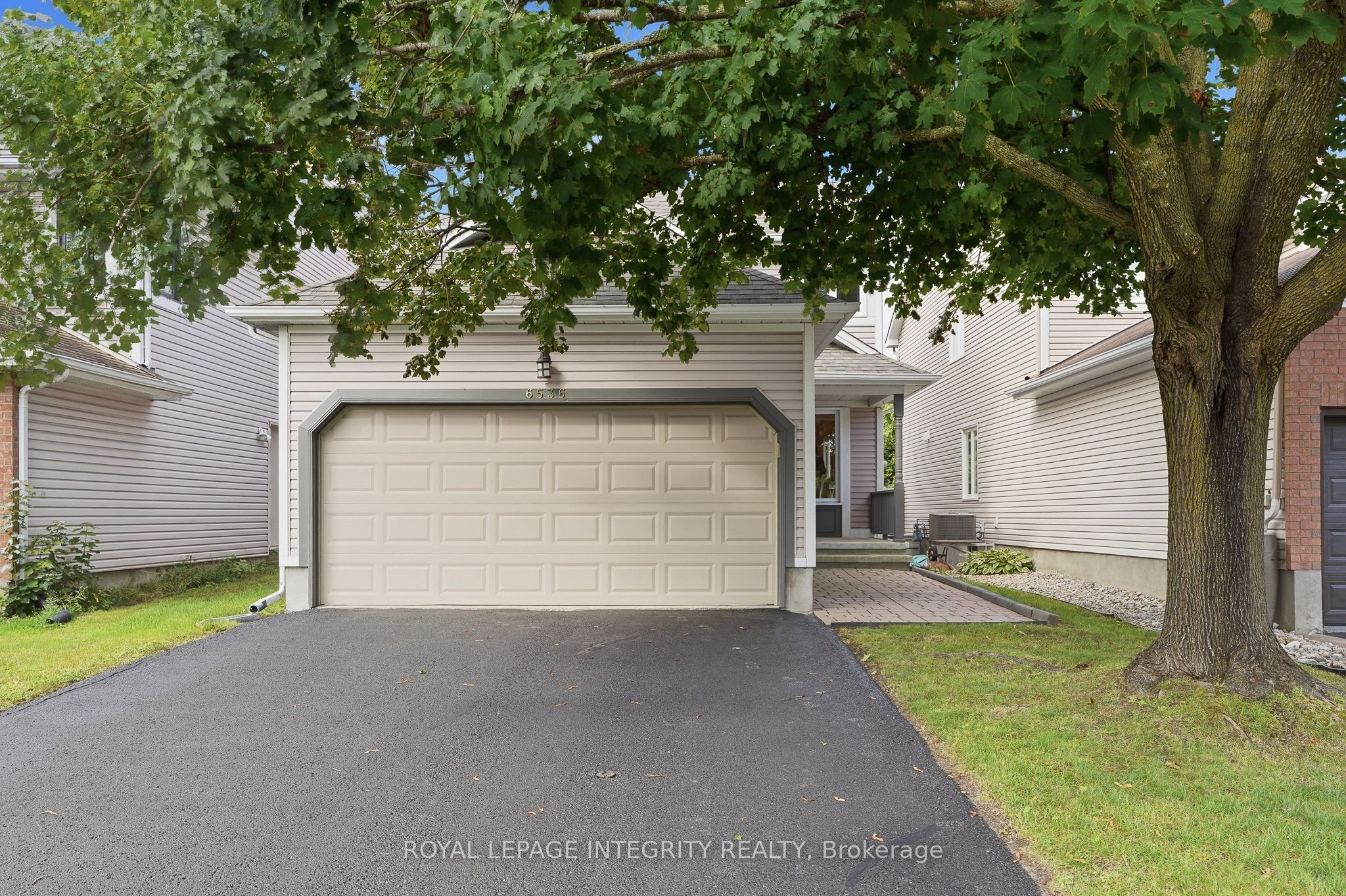 6536 Tooney Drive, Orleans - Convent Glen and Area, ON K1C 7G9 photo 2