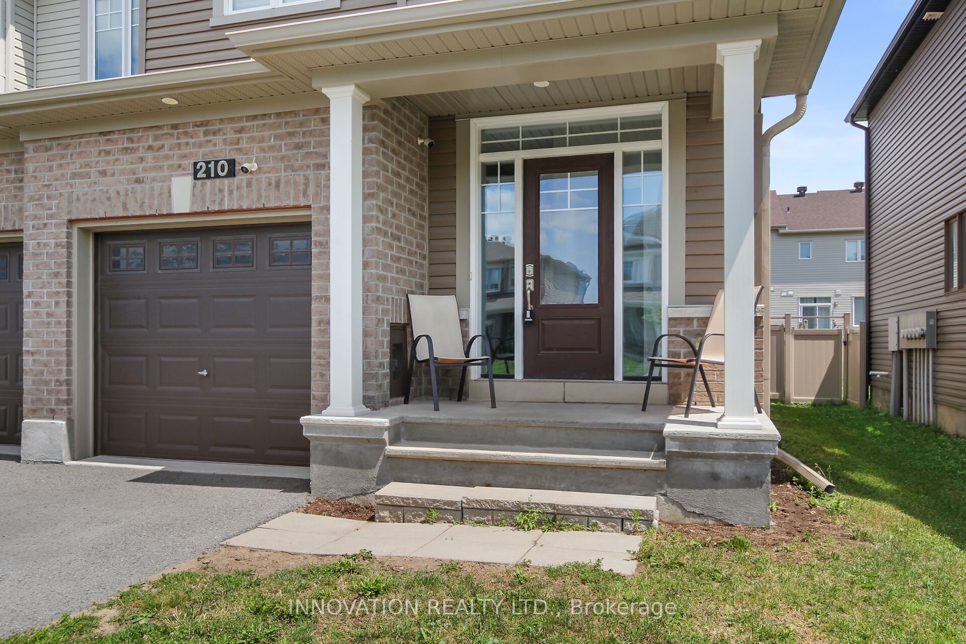 210 Bandelier Way, Stittsville - Munster - Richmond, ON K2S 2J4 photo 2