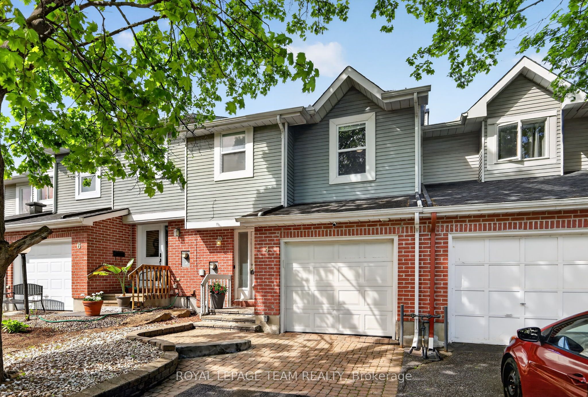 4 Mill Hill Road, Bells Corners and South to Fallowfield, ON K2H 9N4