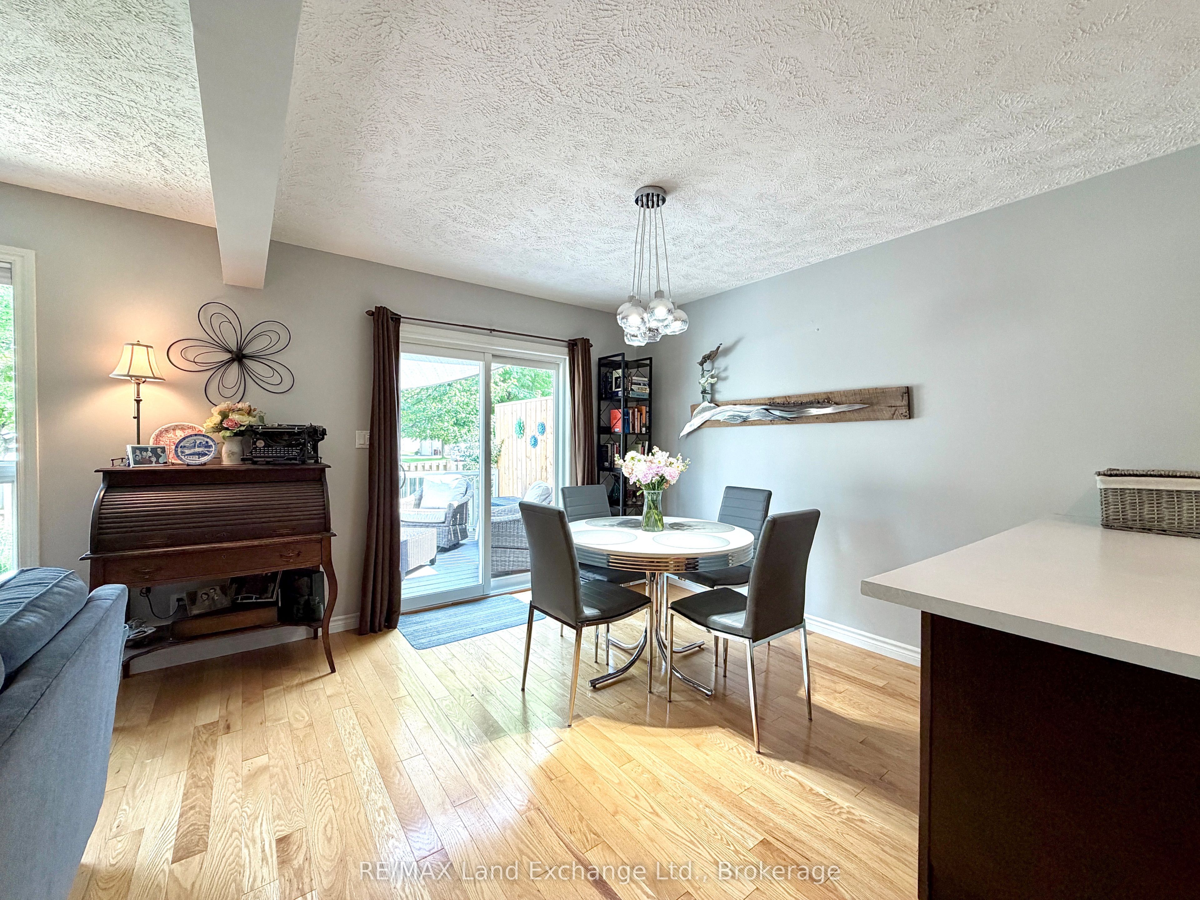 203 STICKEL Street, Saugeen Shores, ON N0H 2C1 photo 4
