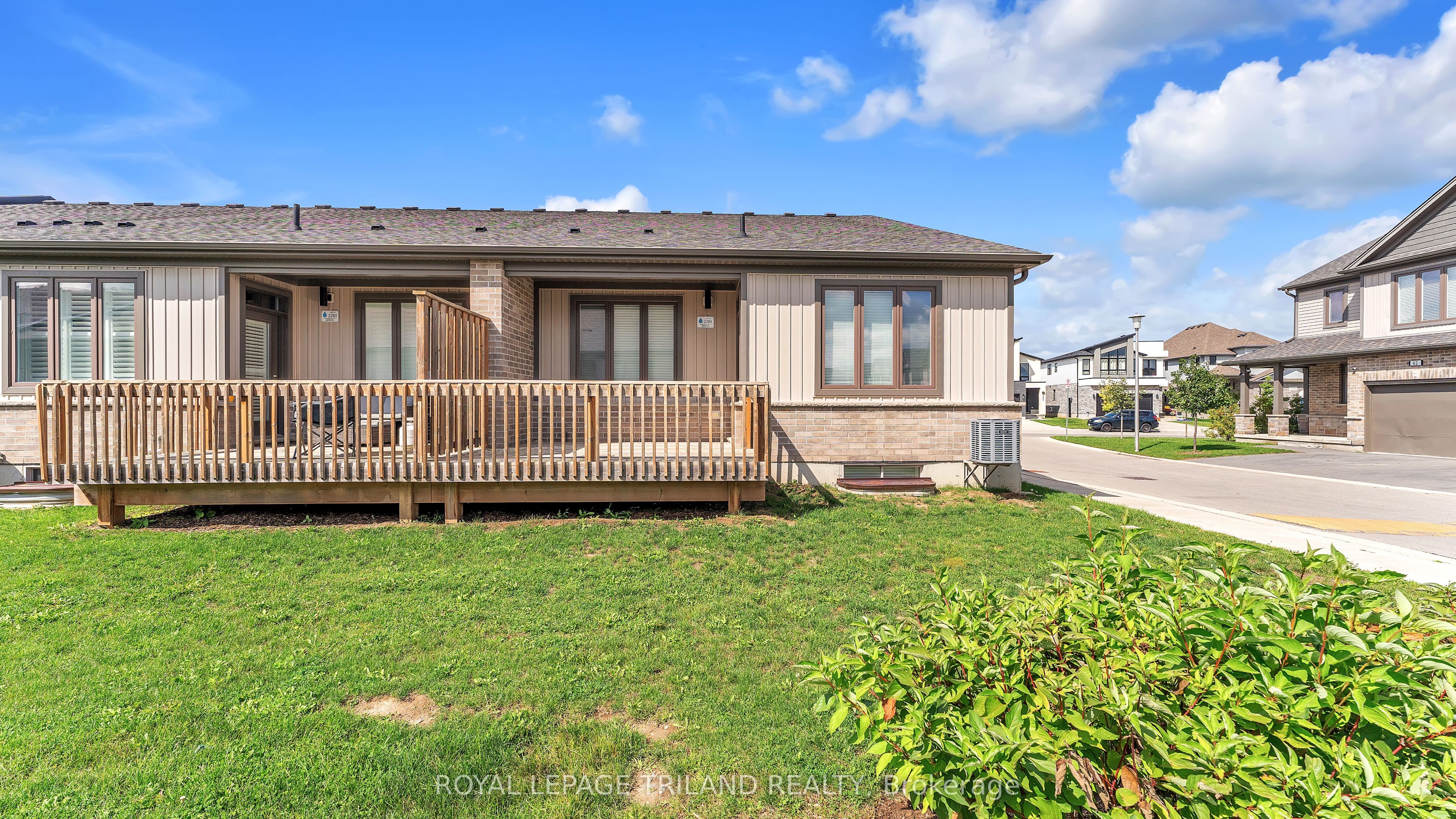 2284 Evans Boulevard, London South, ON N6M 0A1 photo 2