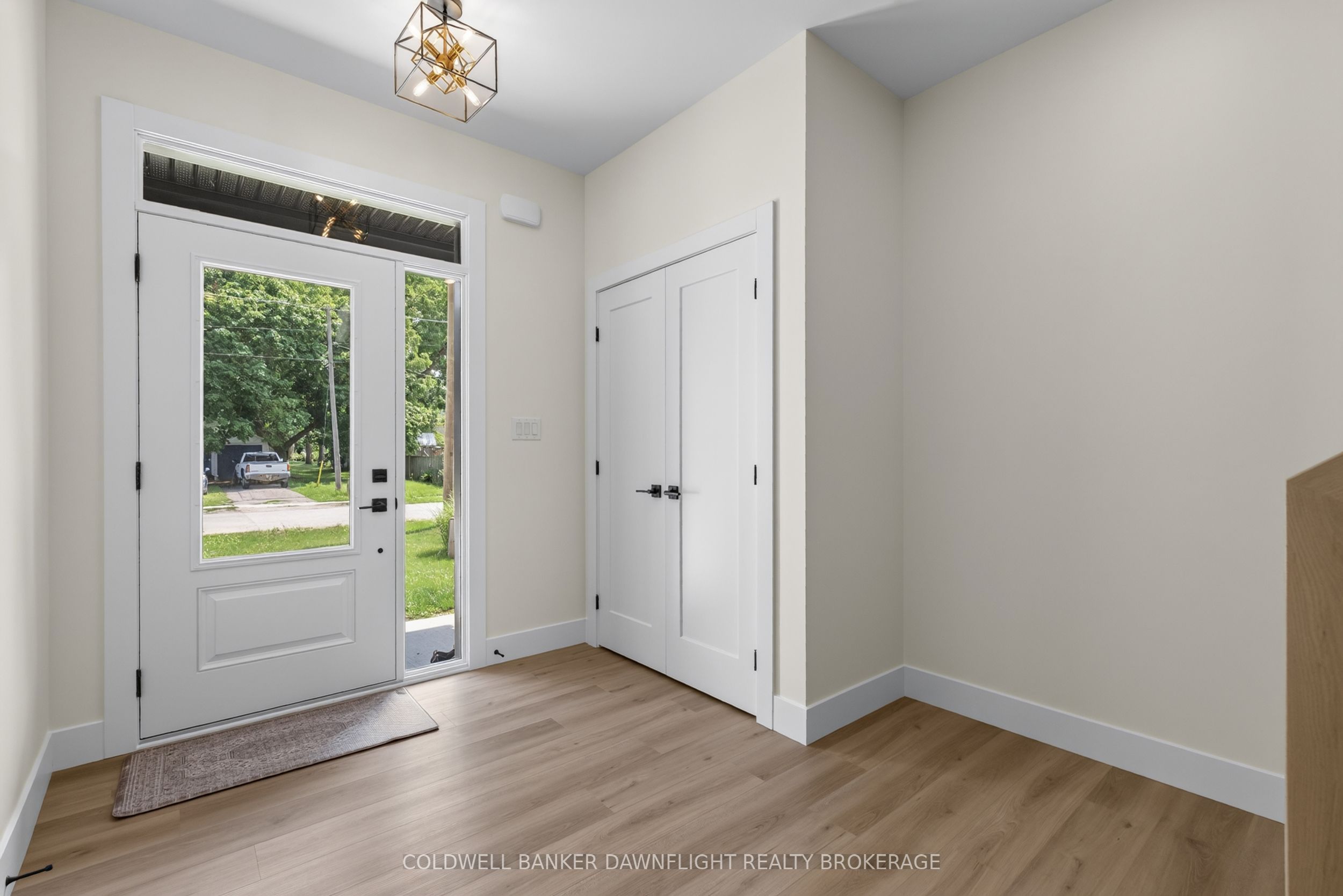 119 James Street, North Middlesex, ON N0M 1A0 photo 2