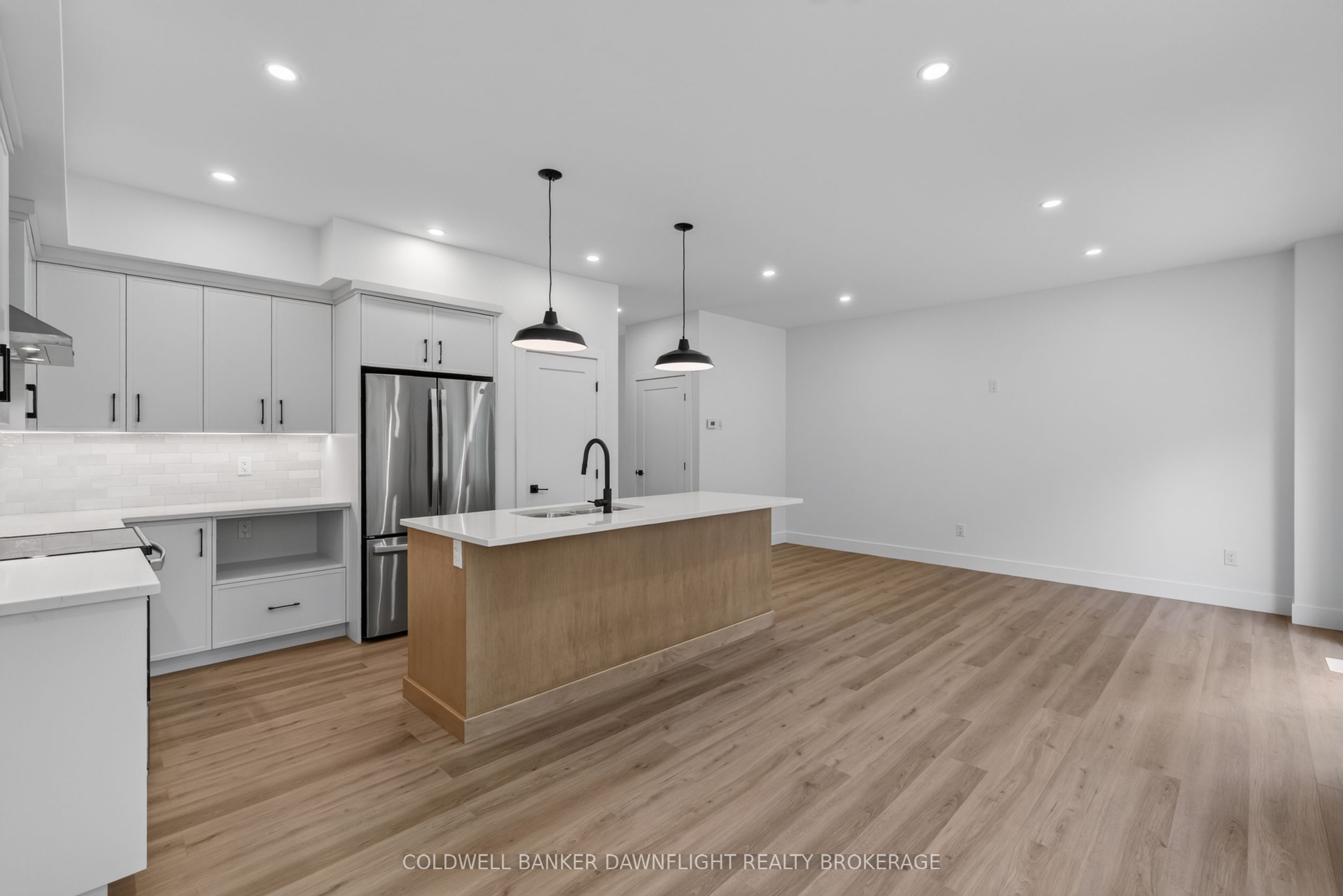 119 James Street, North Middlesex, ON N0M 1A0 photo 5