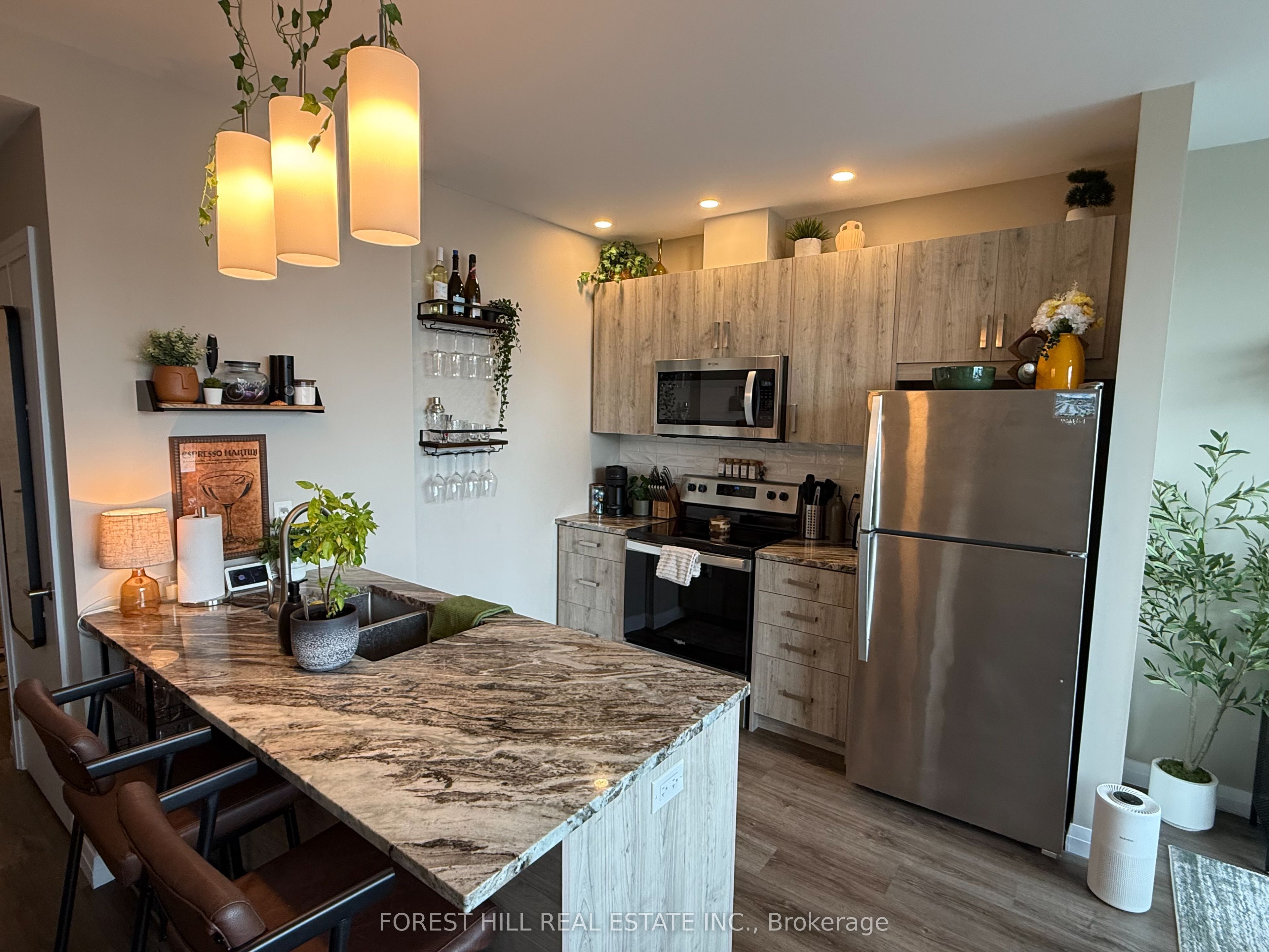 60 Charles Street W 602, Kitchener, ON N2G 0C9 photo 3