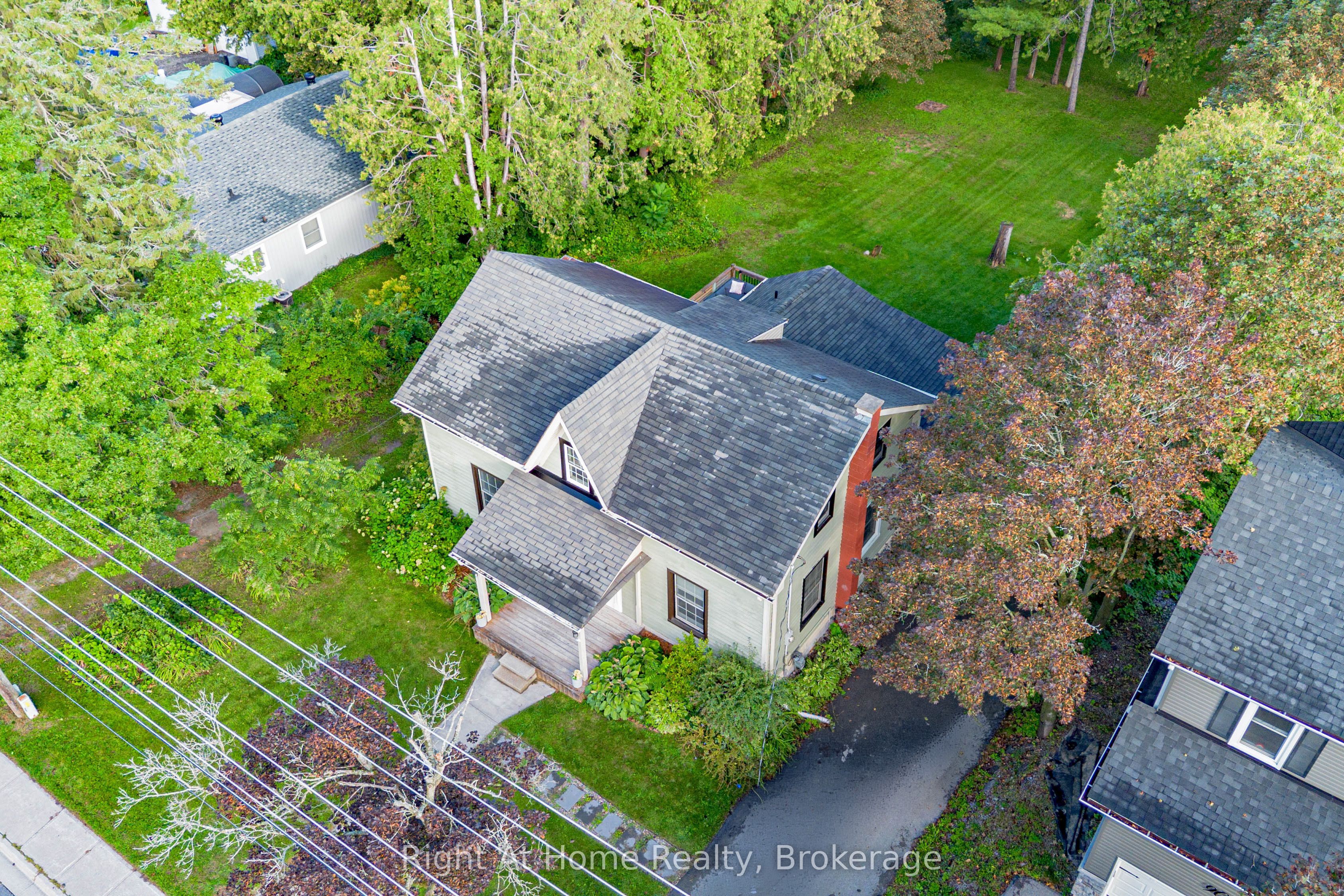 88 King Street E, Cavan Monaghan, ON L0A 1G0 photo 2