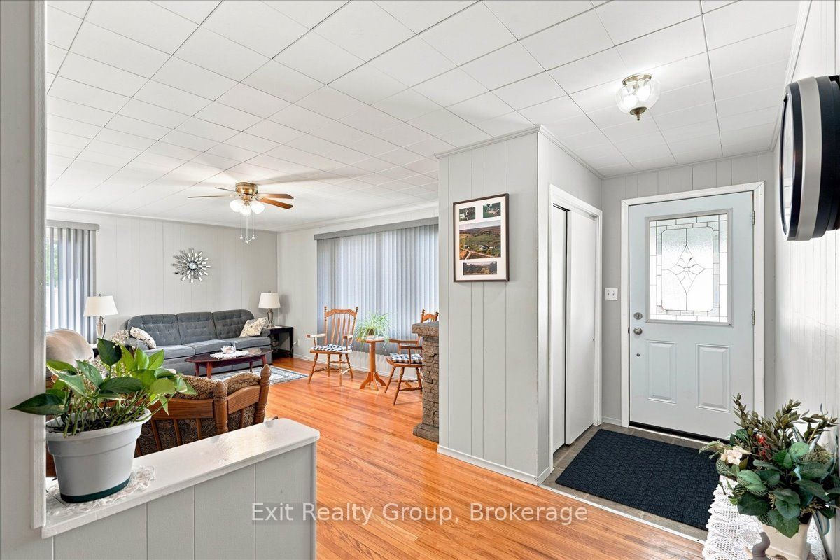 29 Emma Street, Stirling-Rawdon, ON K0K 3E0 photo 3
