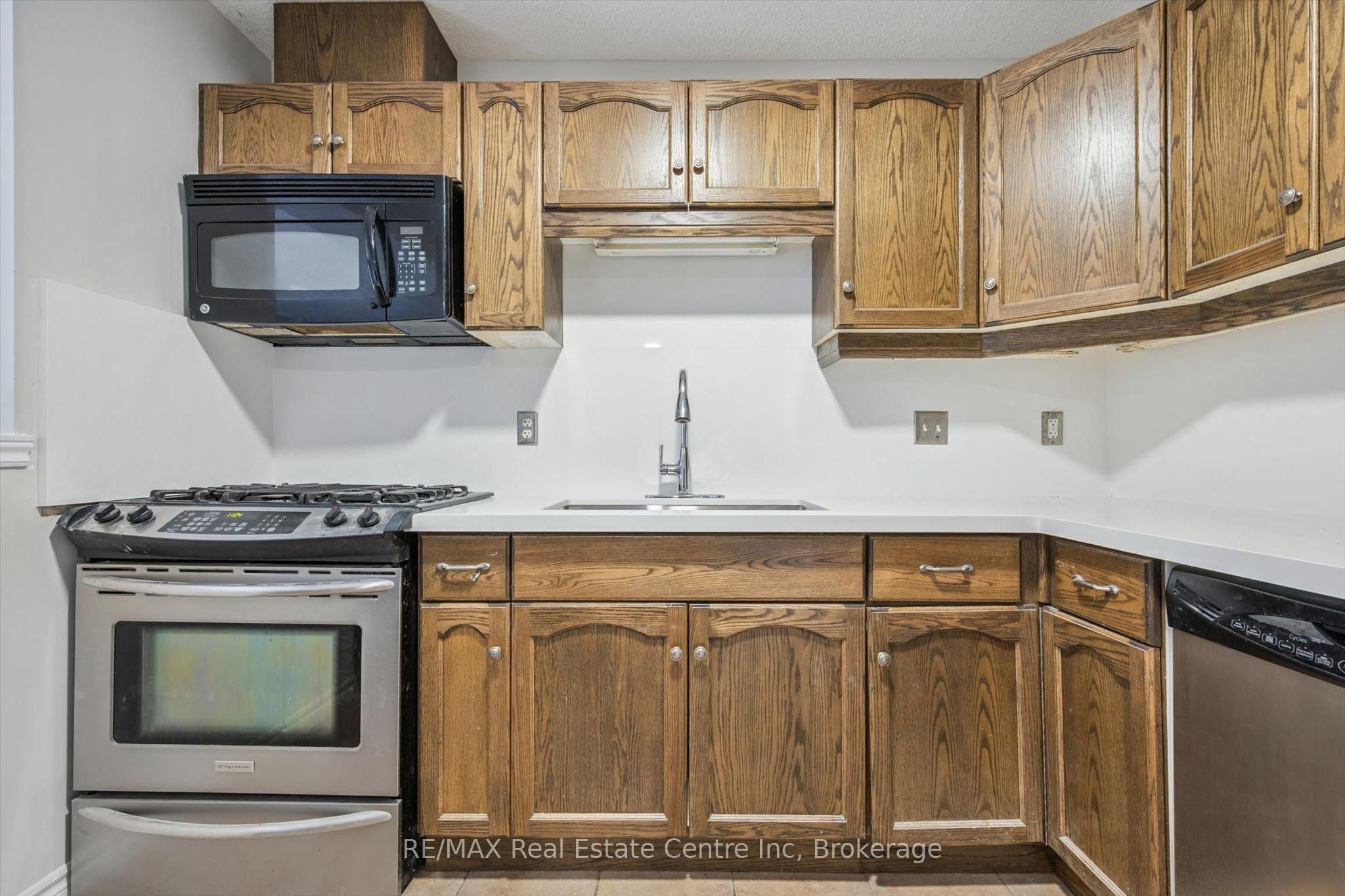 53 Washburn Drive, Guelph, ON N1E 0B2 photo 5