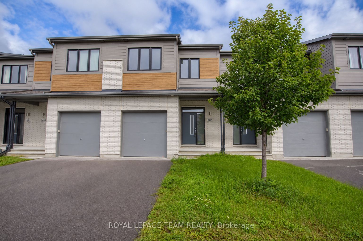 487 COPE Drive, Kanata, ON K2S 1B6