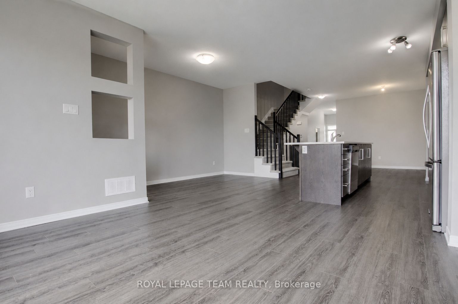 487 COPE Drive, Kanata, ON K2S 1B6 photo 5