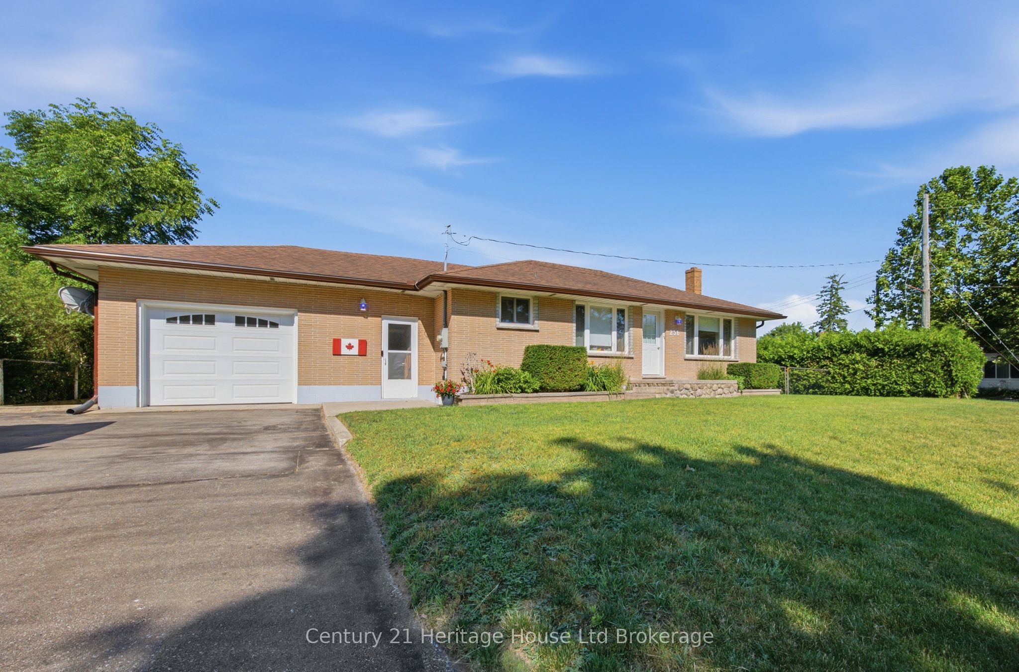 256 Markwell Street, Norfolk, ON N4B 2R2 photo 2