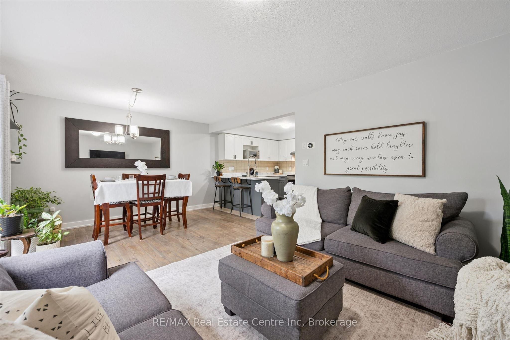 31 SCHRODER Crescent 21, Guelph, ON N1E 7M6 photo 4