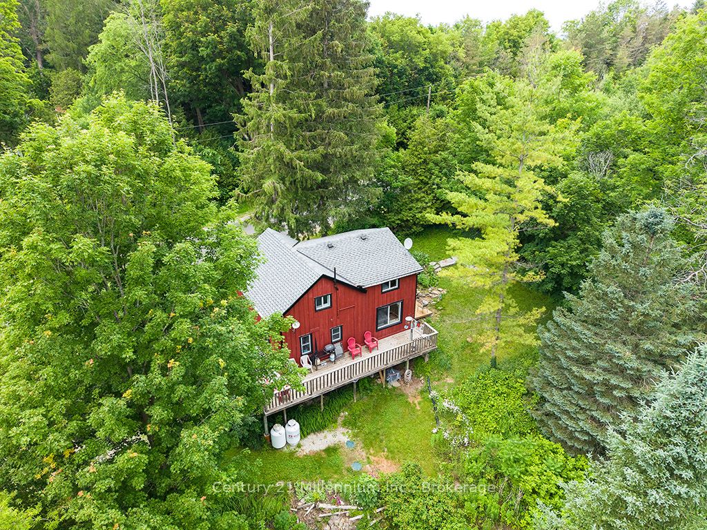 415877 Tenth Line, Blue Mountains, ON N0H 1J0 photo 2