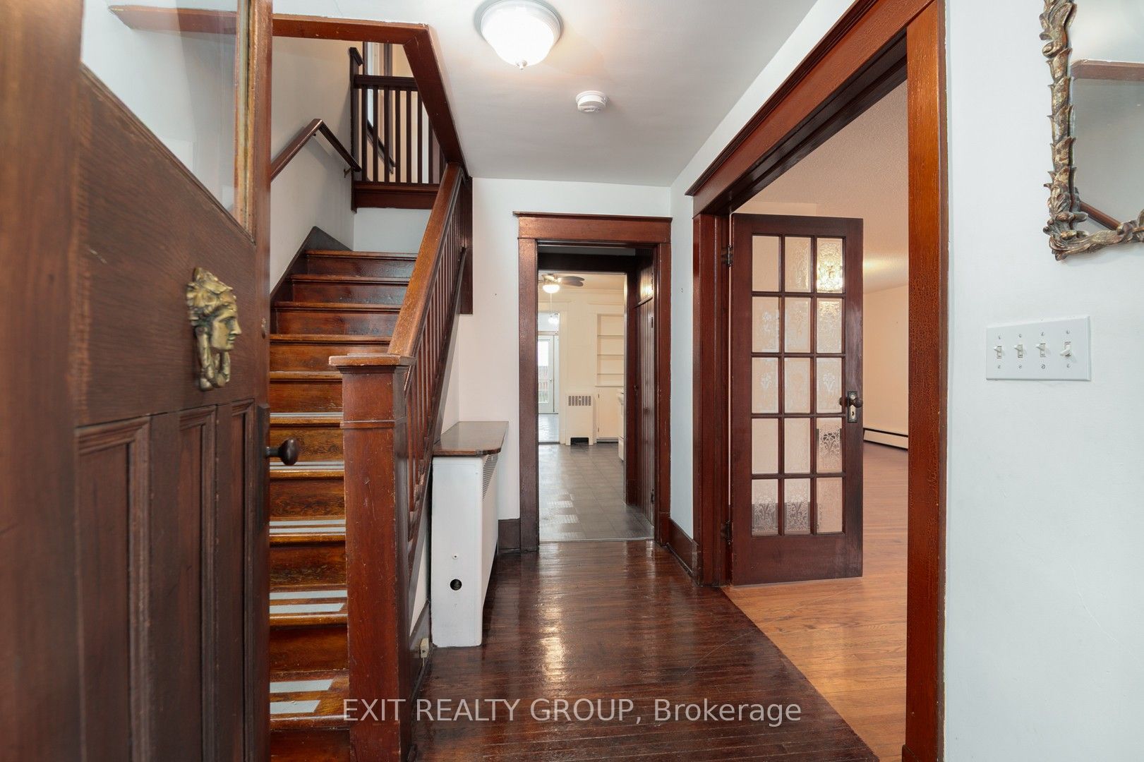 92 Byron Street, Quinte West, ON K8V 2Y2 photo 4