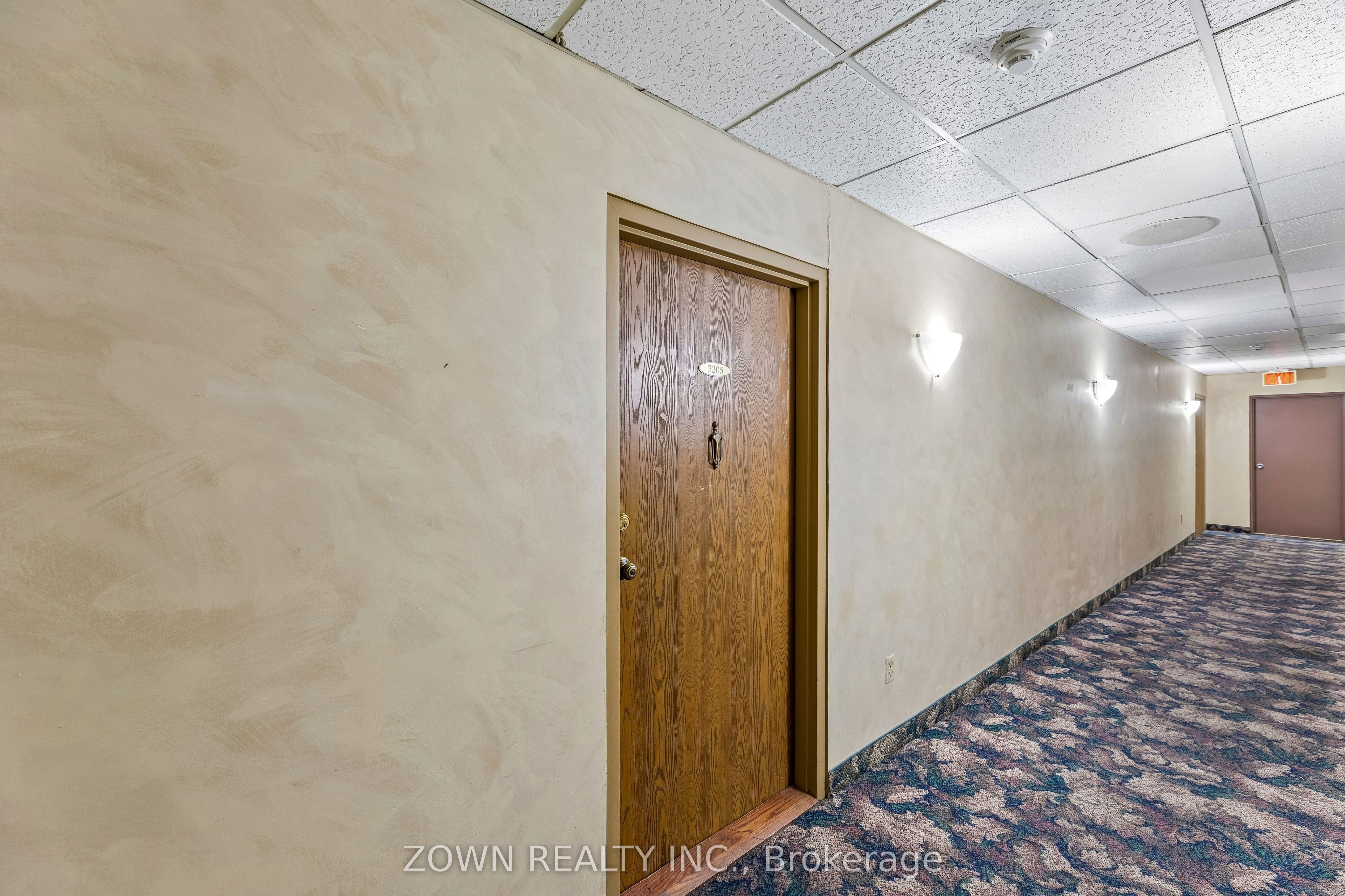 389 DUNDAS Street 2205, London East, ON N6B 3L5 photo 3