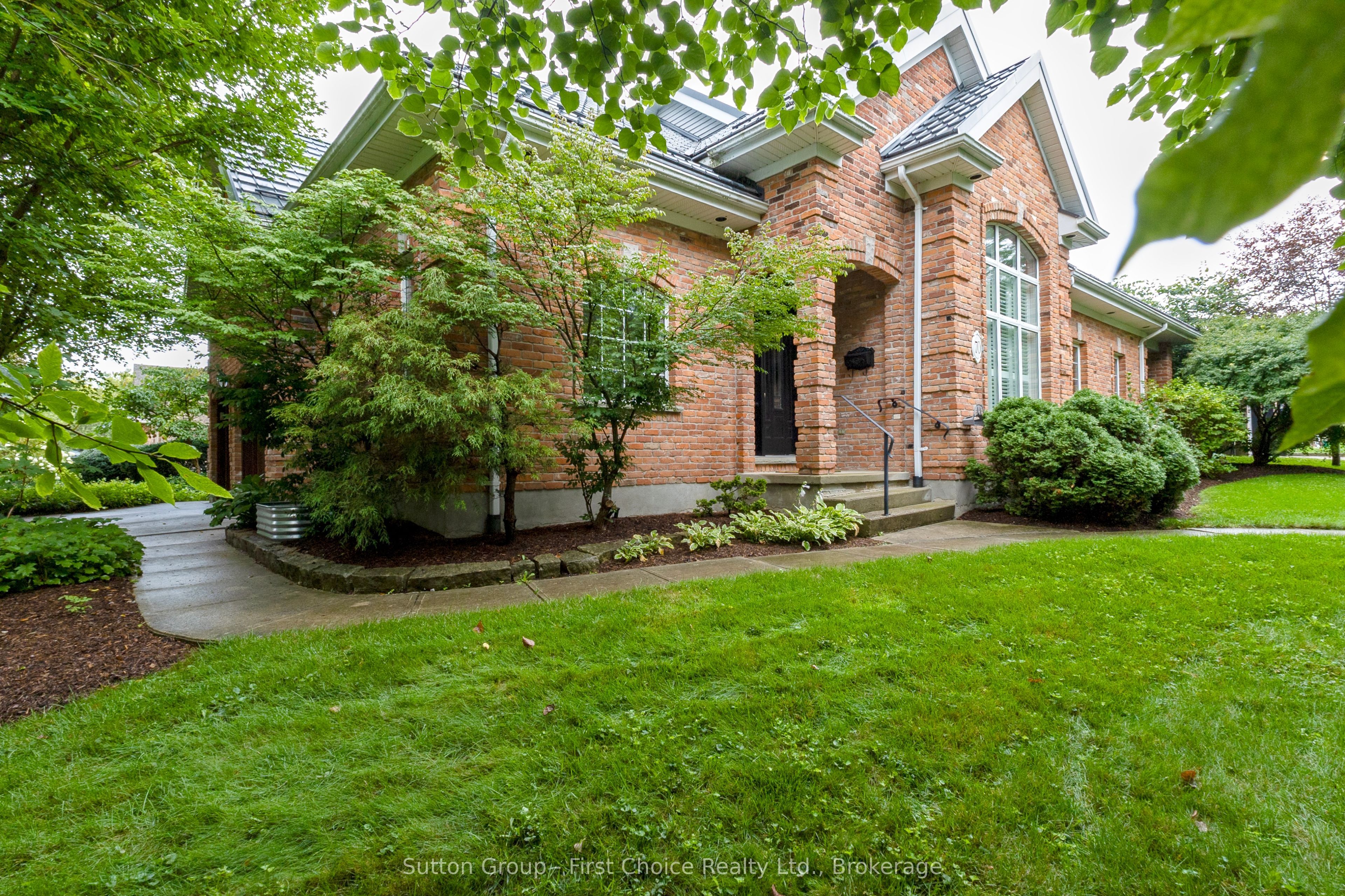 70 Crawford Street, Stratford, ON N5A 5Y4 photo 4
