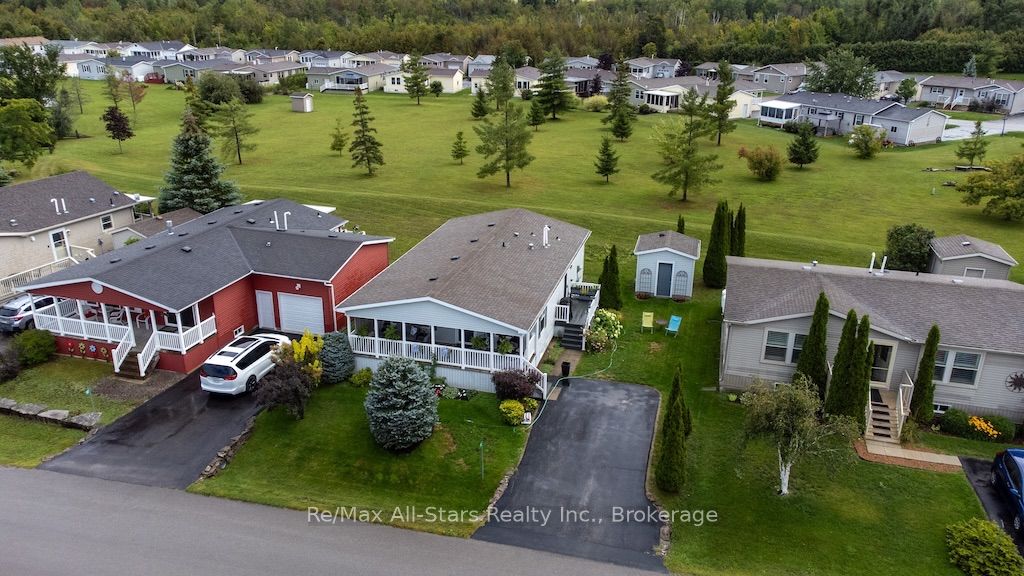 51 Creekside Circle, Kawartha Lakes, ON K0M 1L0 photo 2