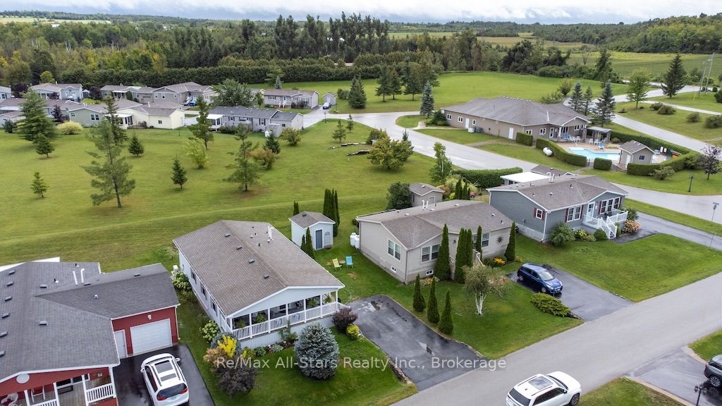 51 Creekside Circle, Kawartha Lakes, ON K0M 1L0 photo 3
