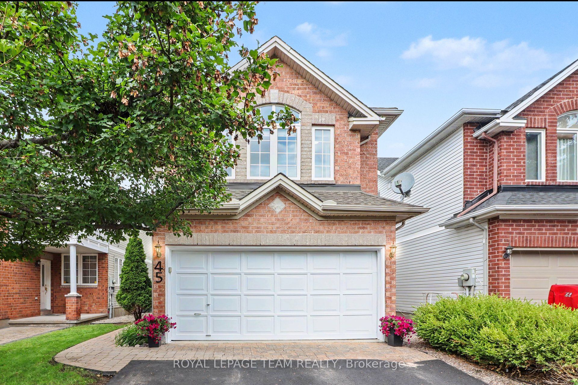 45 Coleridge Street, Carlington - Central Park, ON K2C 4G2 photo 2