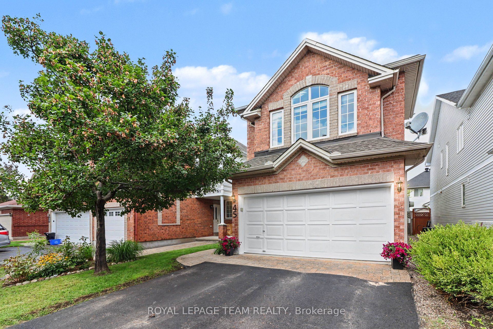 45 Coleridge Street, Carlington - Central Park, ON K2C 4G2 photo 3