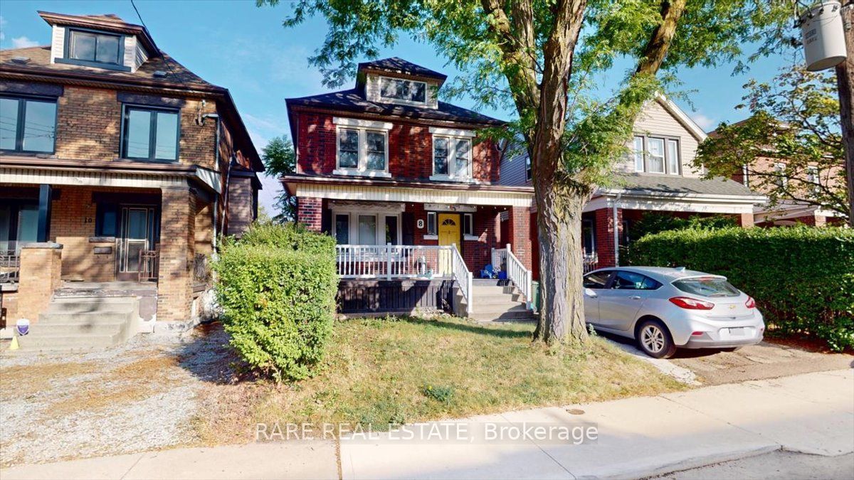 8 Balsam Avenue N 1, Hamilton, ON L8L 6Y2