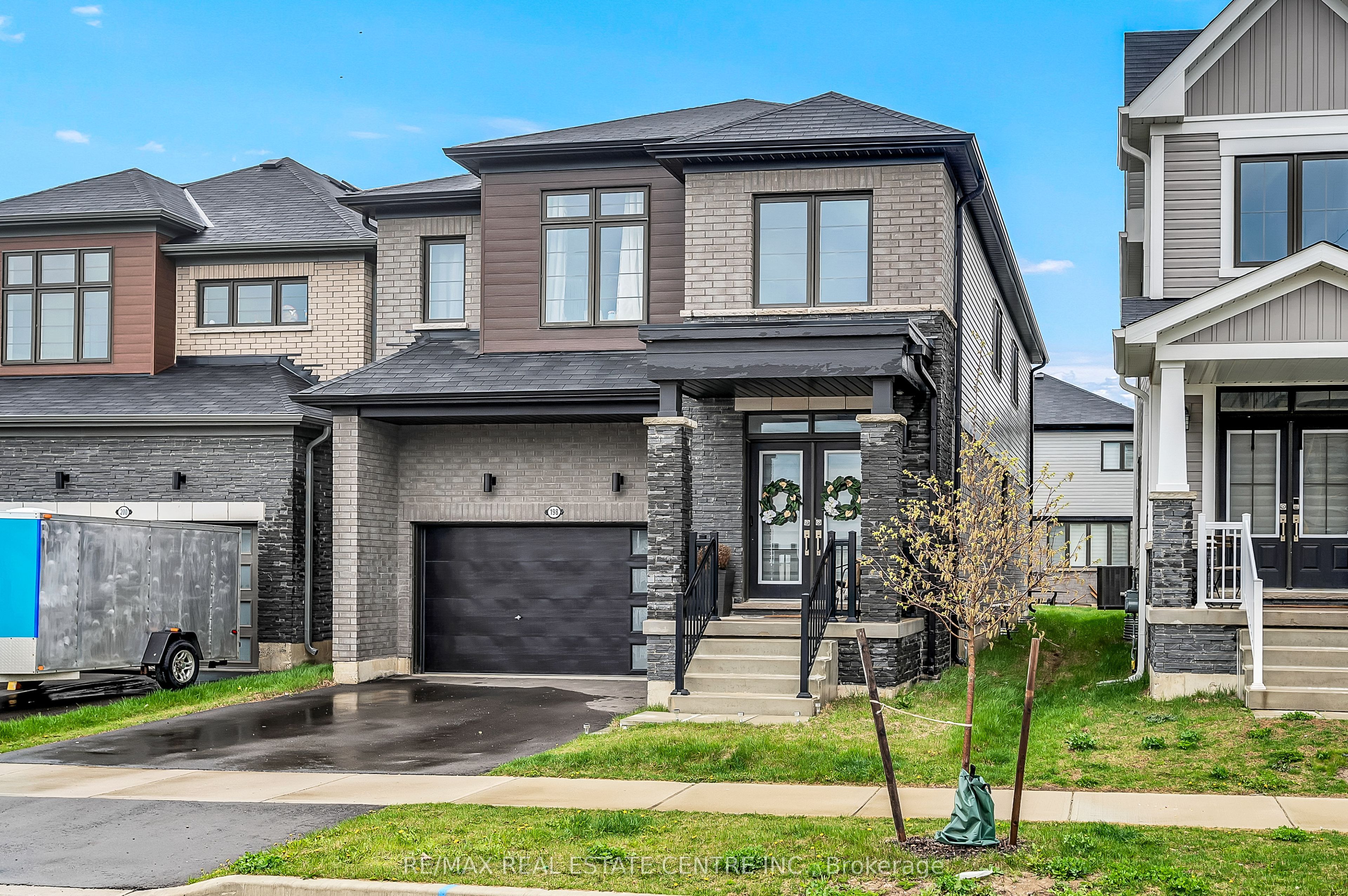 198 Whithorn Crescent, Haldimand, ON N3W 0C9 photo 4