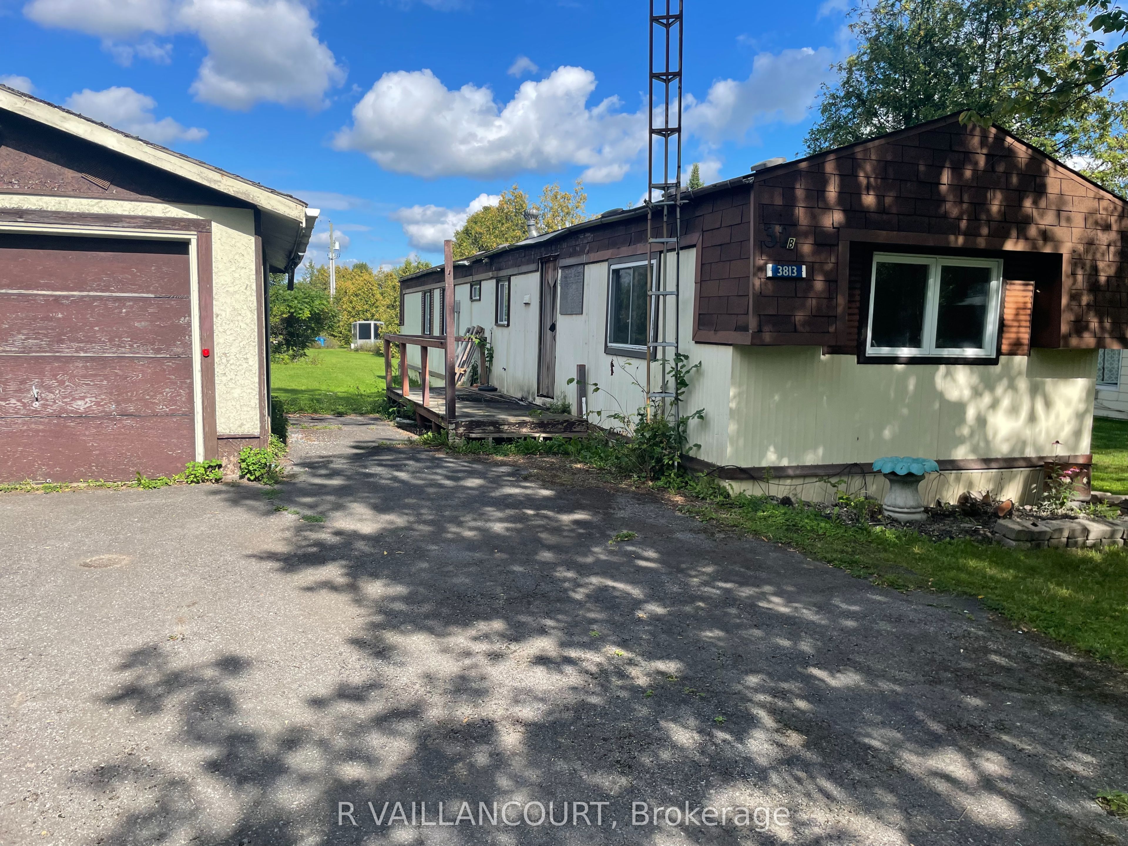 3813 S Bobby Street S, North Glengarry, ON K0C 1A0