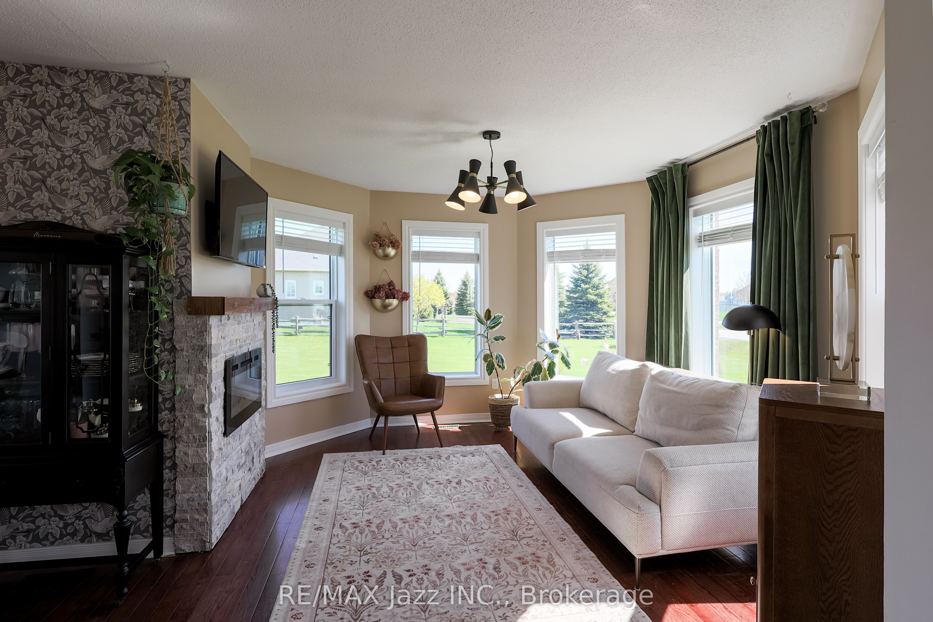 29 Songbird Crescent, Kawartha Lakes, ON K9V 4R4 photo 5