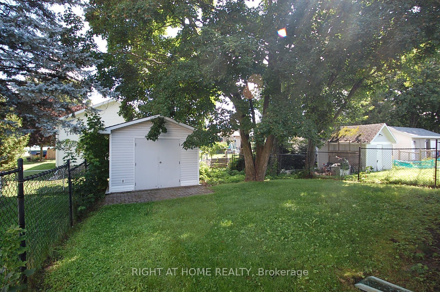 937 Morris Street, Clarence-Rockland, ON K4K 1N1 photo 3