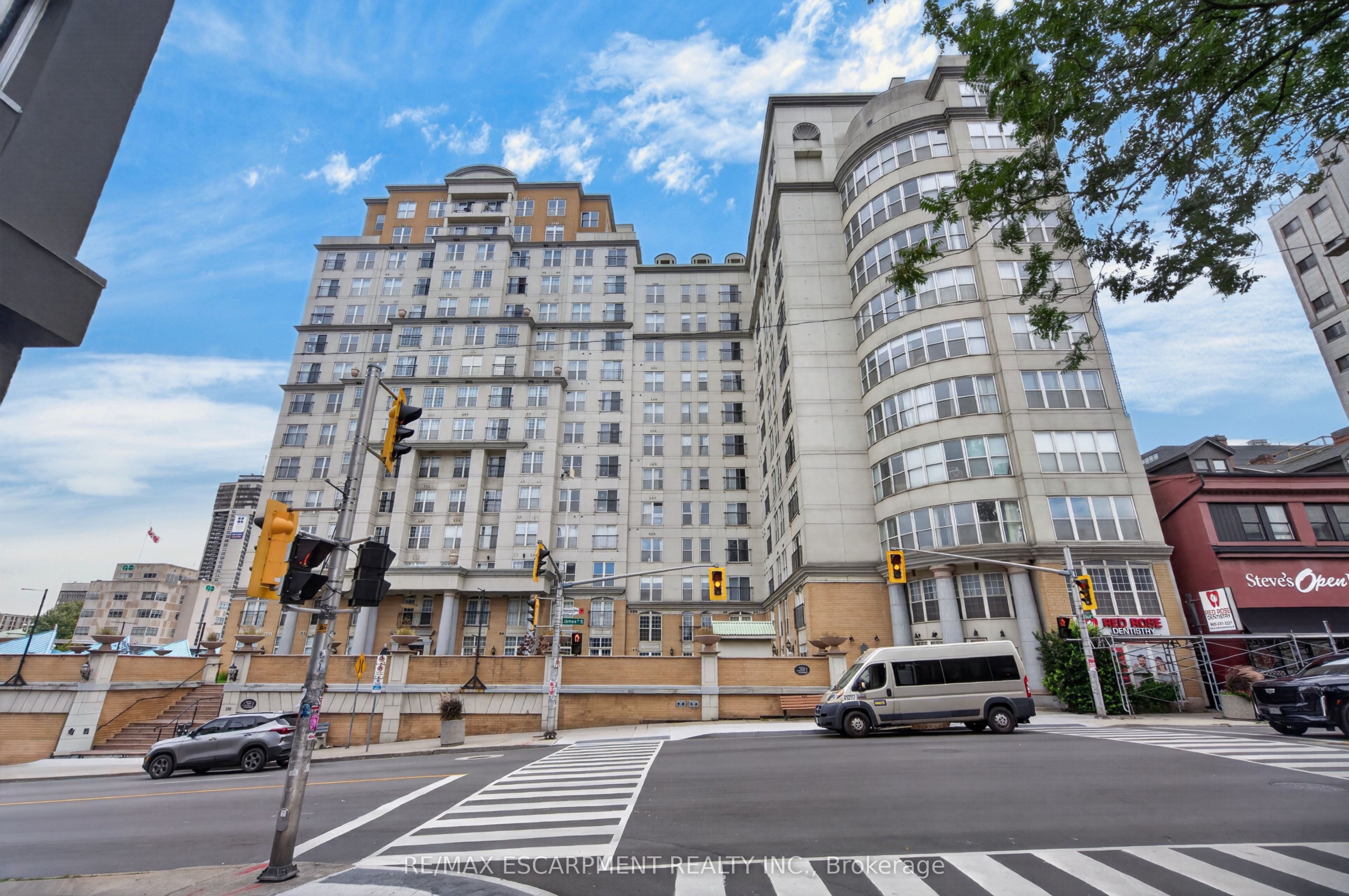 135 James Street S 408, Hamilton, ON L8P 2Z6 photo 2