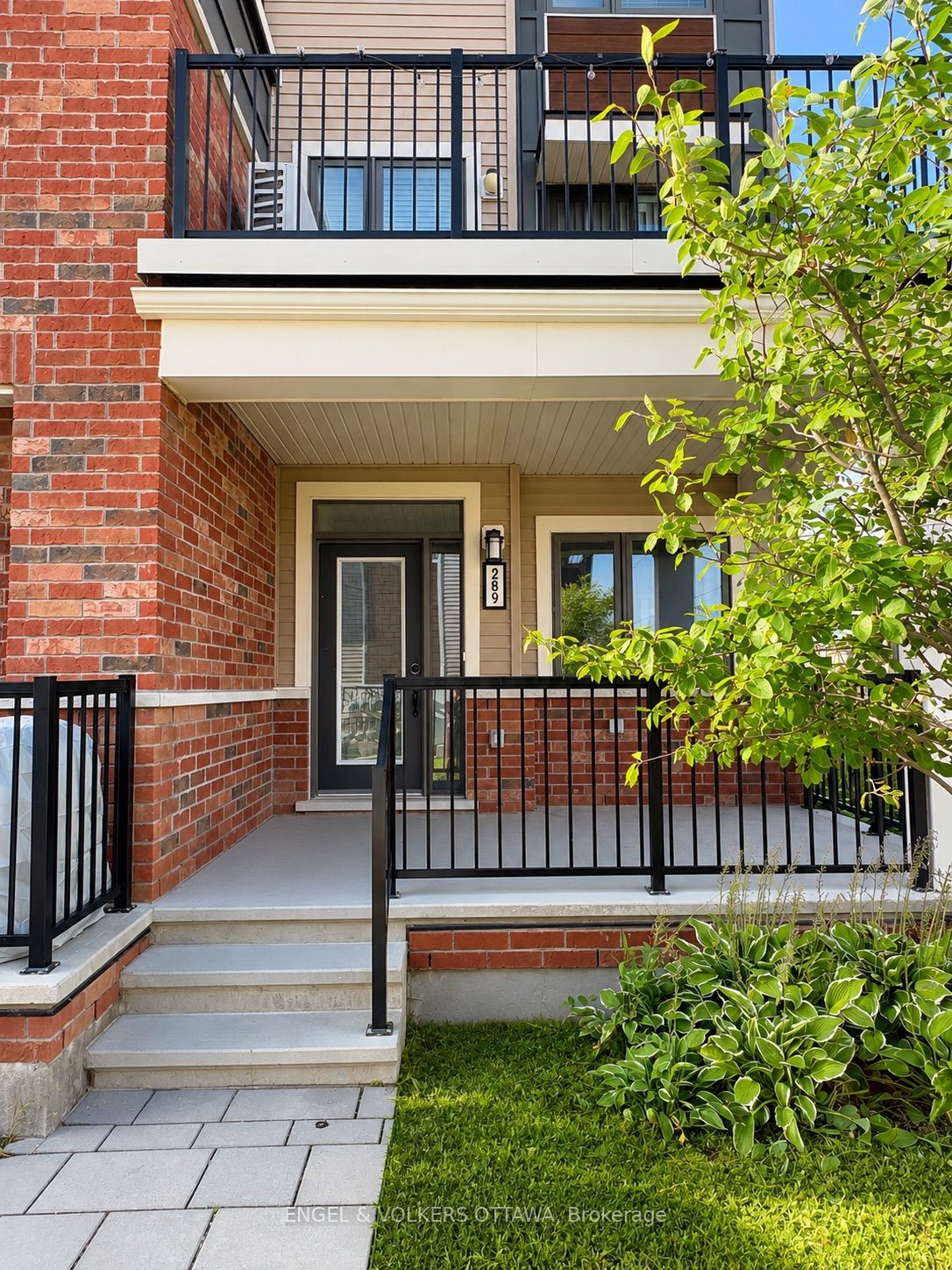 289 Zenith Private, Barrhaven, ON K2J 6N2