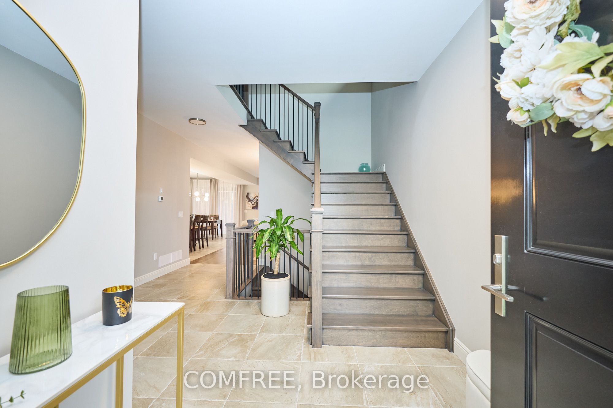8880 Angie Drive, Niagara Falls, ON L2H 3W8