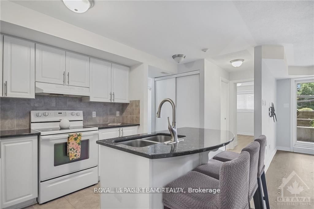 46 Barnstone Drive #2, Barrhaven, ON K2G 4R6 photo 5