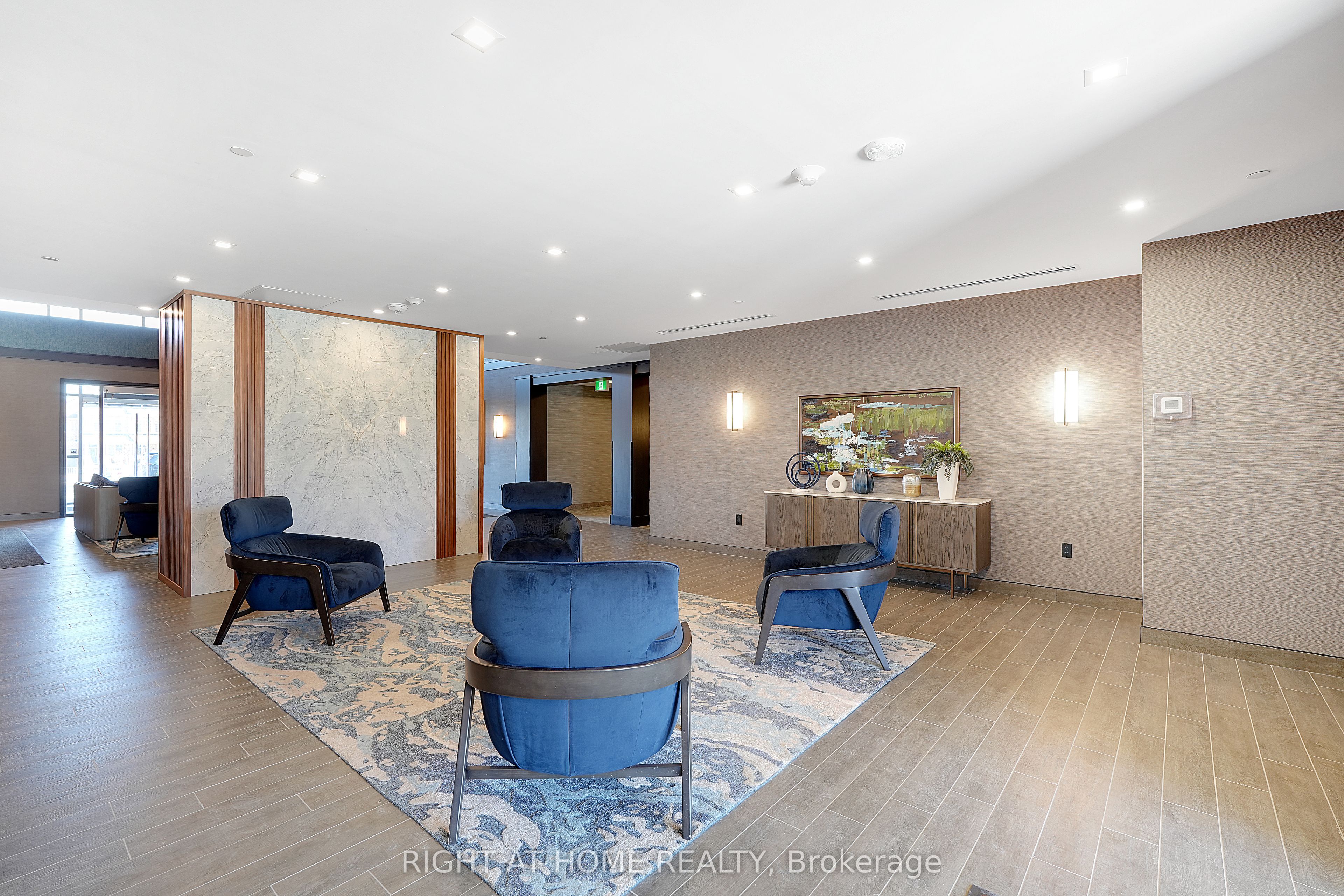 460 Dundas Street E 905, Hamilton, ON L8B 2A5 photo 3